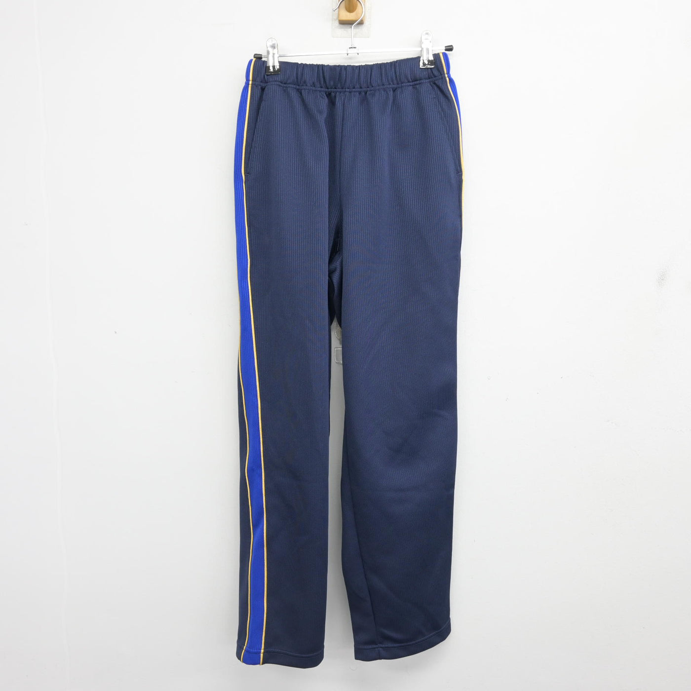 【中古】静岡県 浜松市立高等学校 女子制服 3点 (ジャージ 上・体操服 上・ジャージ 下) sf099966