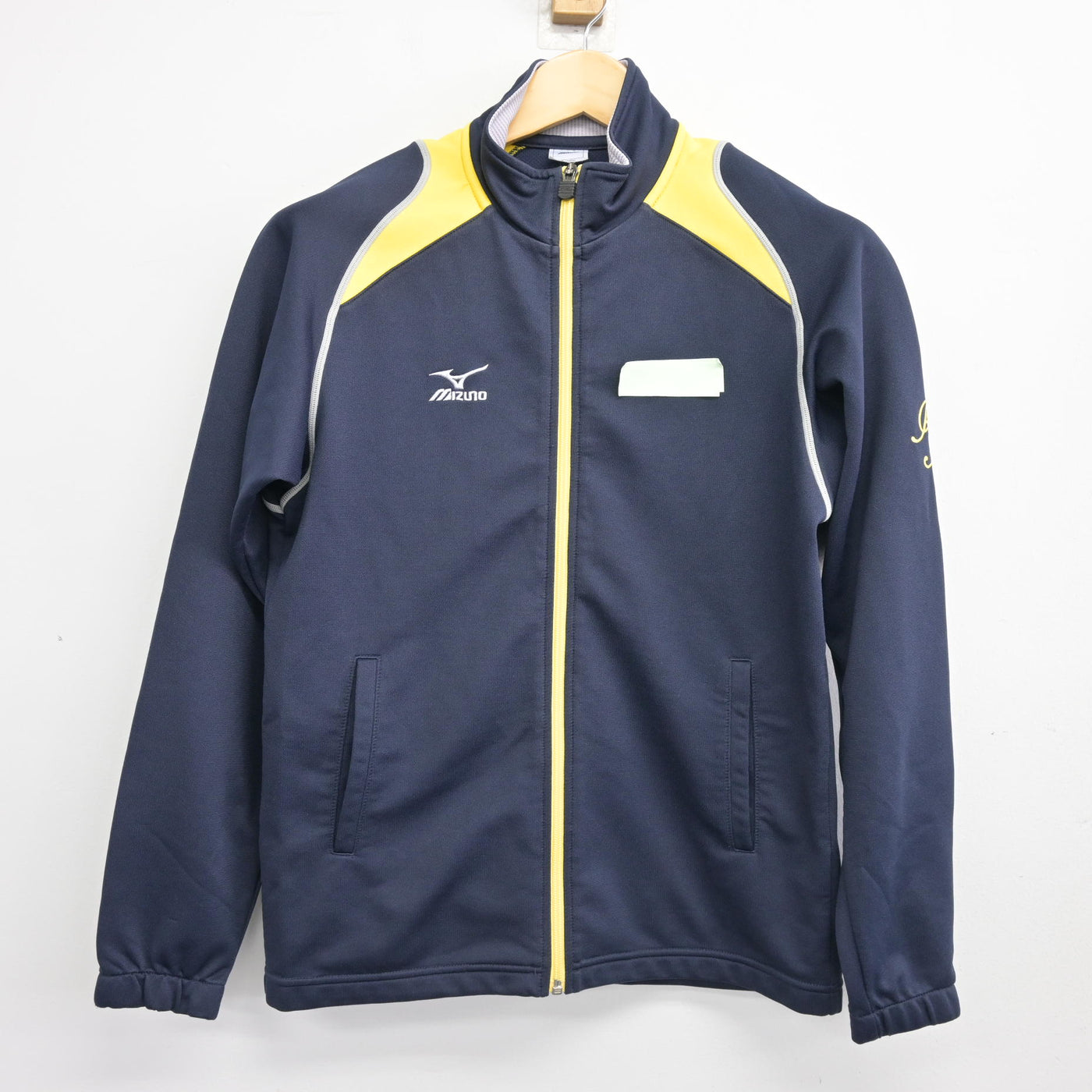【中古】鹿児島県 鹿屋女子高等学校 女子制服 2点 (ジャージ 上・ジャージ 下) sf099979
