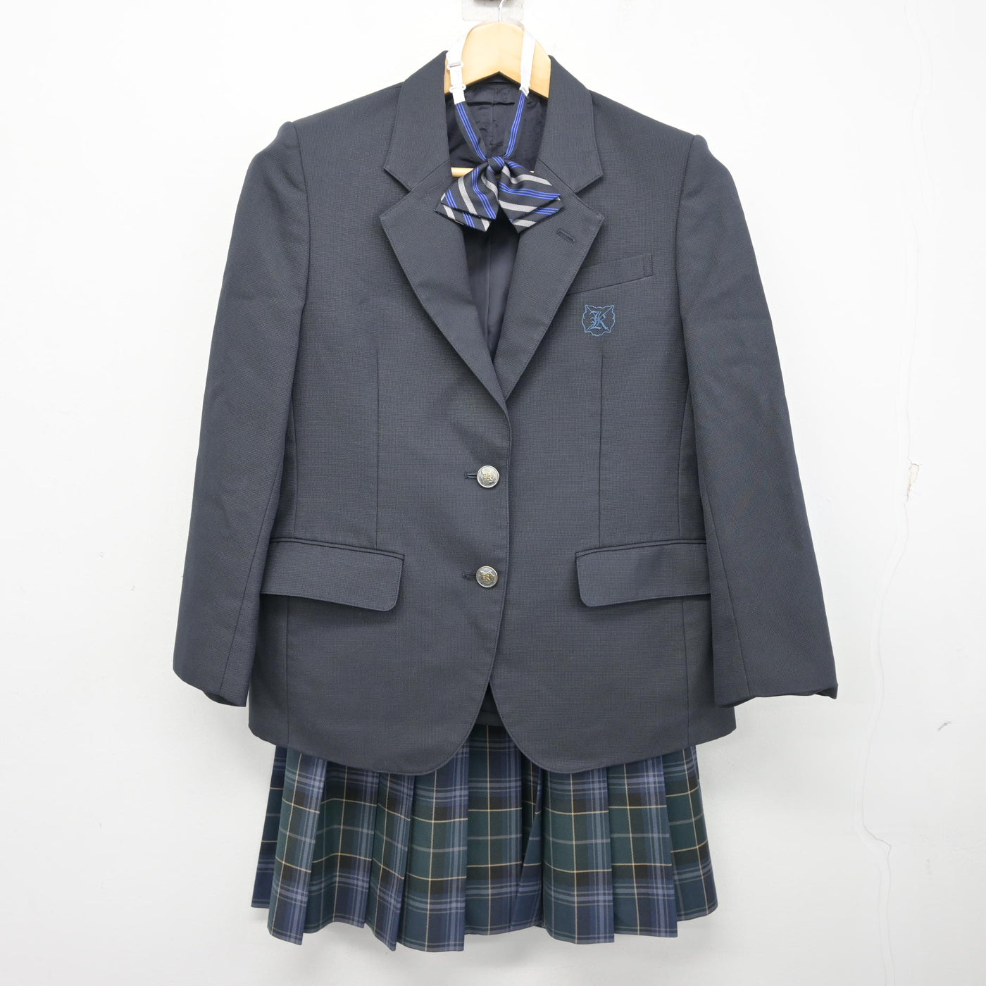 【中古】神奈川県 川和中学校 女子制服 4点 (ブレザー・スカート) sf099985