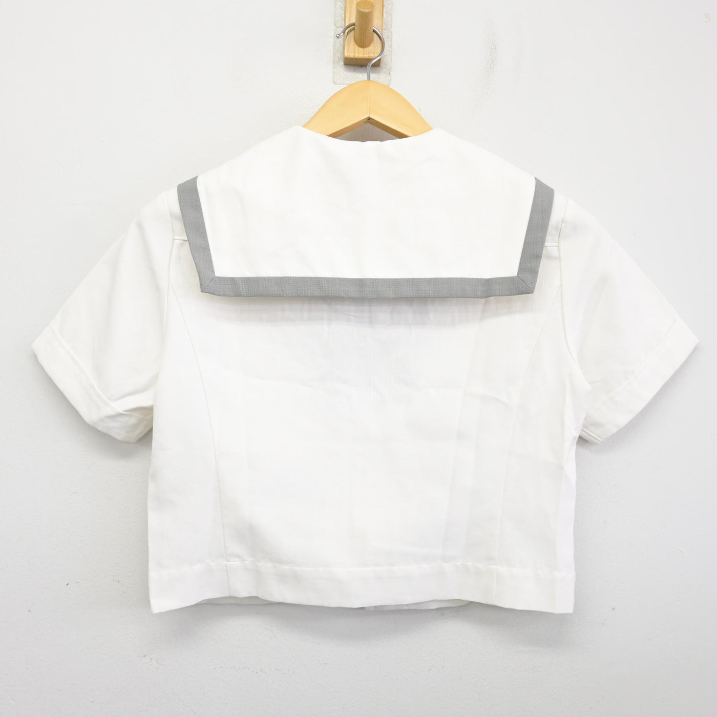 【中古】神奈川県 日本大学中学校 女子制服 3点 (セーラー服・スカート) sf100076