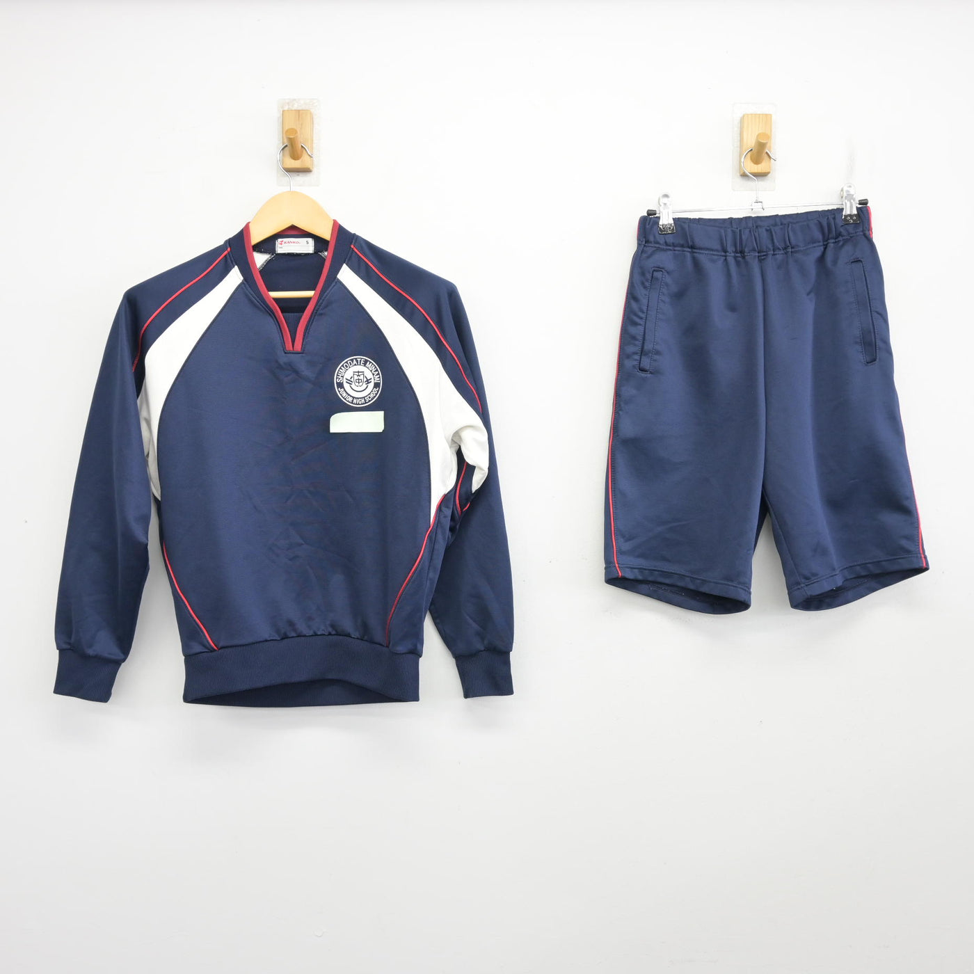 【中古】茨城県 下館南中学校 女子制服 2点 (ジャージ 上・体操服 下) sf100084