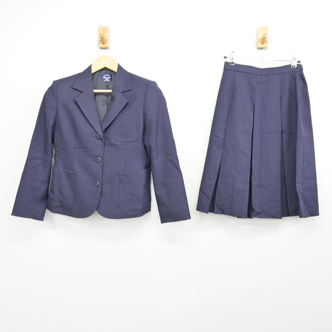 【中古】茨城県 下館第二高等学校 女子制服 3点 (ブレザー・スカート) sf100085