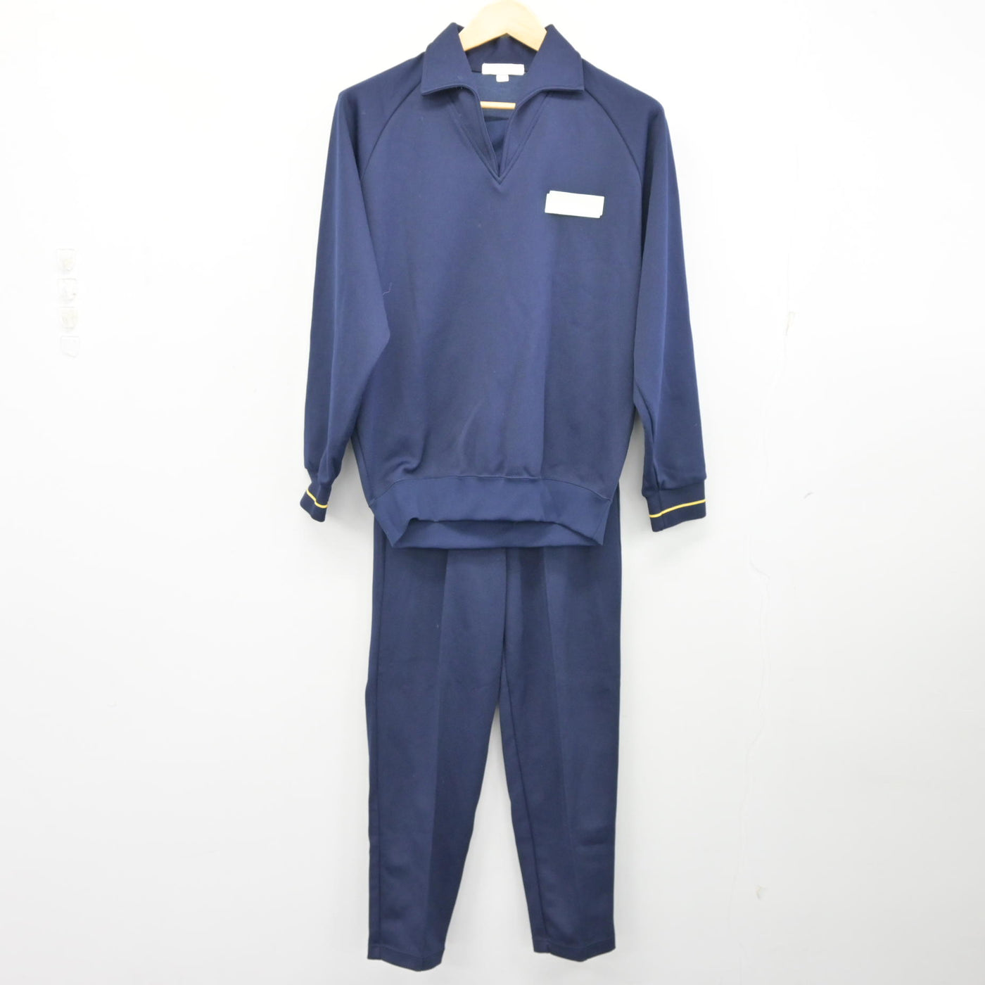 【中古】岐阜県 不破高等学校 女子制服 2点 (ジャージ 上・ジャージ 下) sf100091
