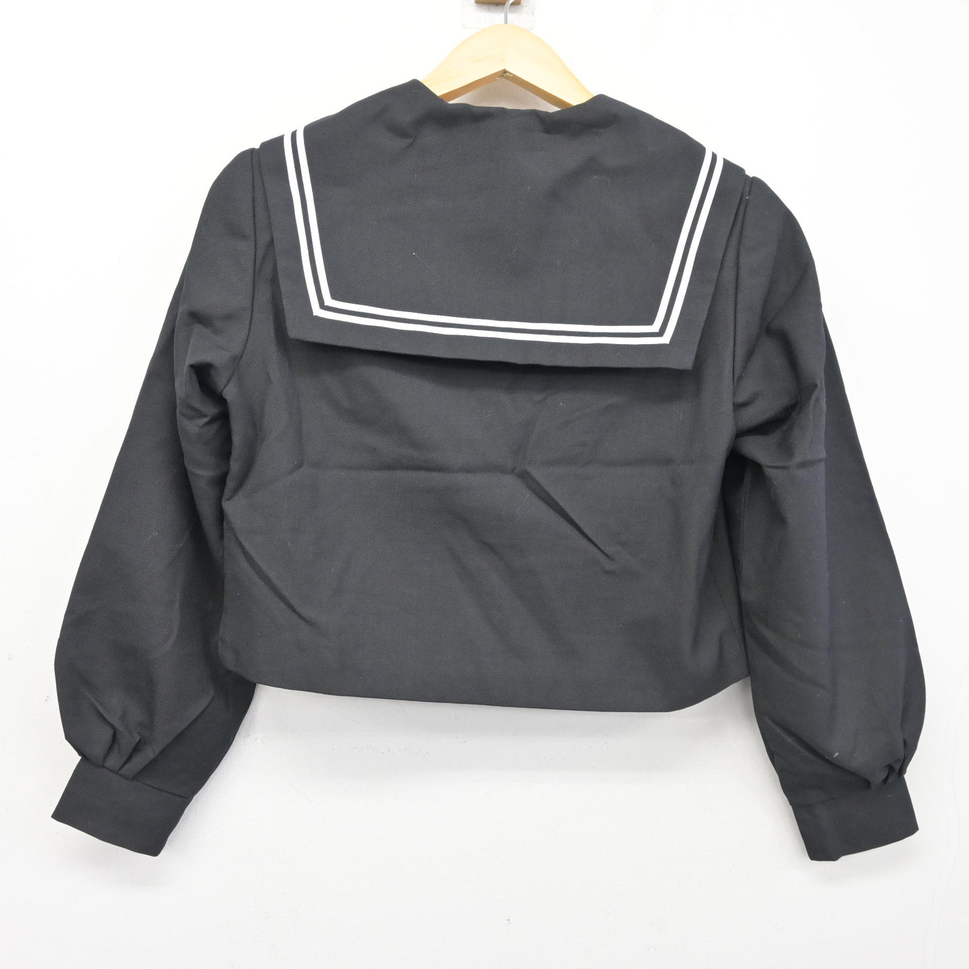 【中古】愛知県 千代田中学校 女子制服 2点 (セーラー服・スカート) sf100101