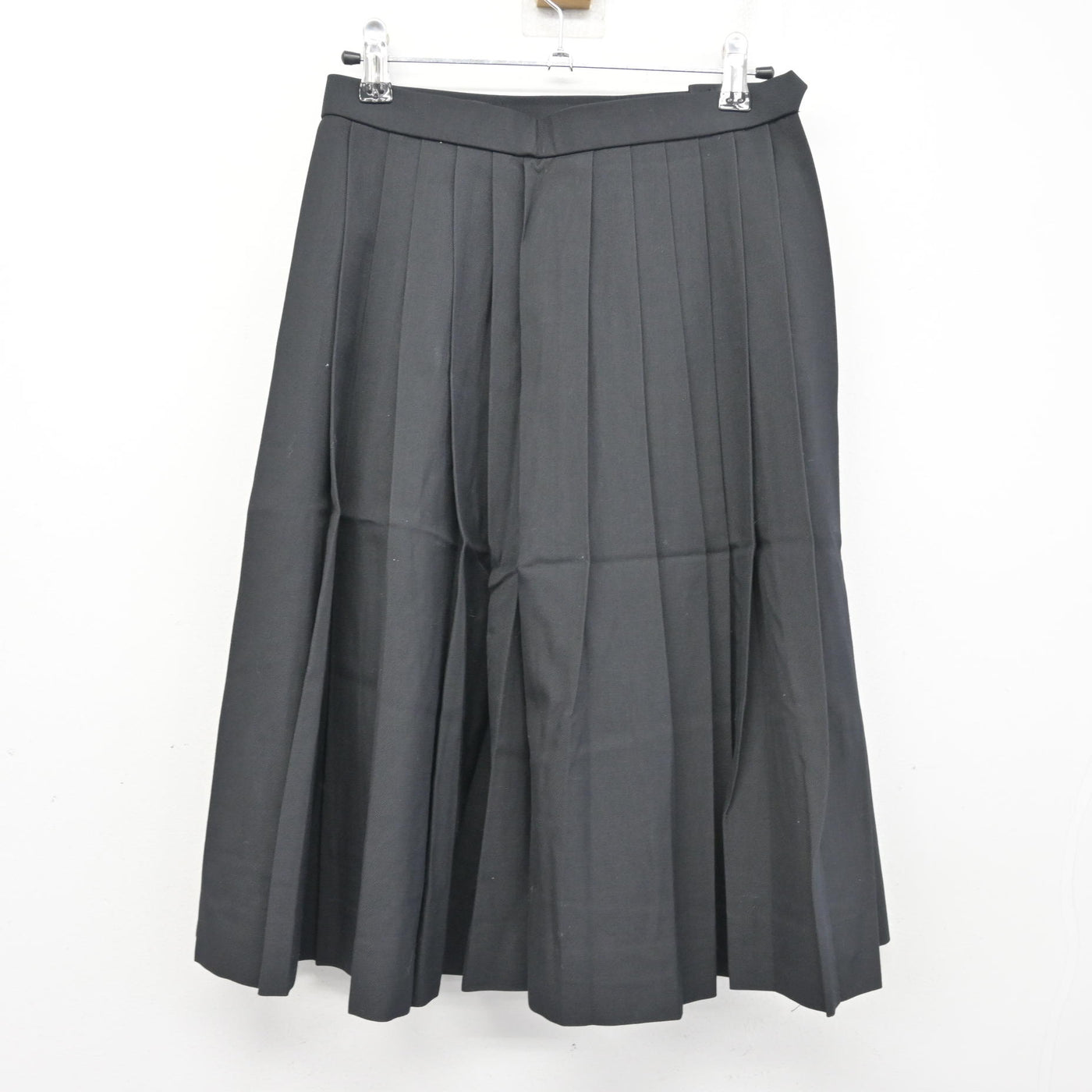 【中古】愛知県 千代田中学校 女子制服 2点 (セーラー服・スカート) sf100101