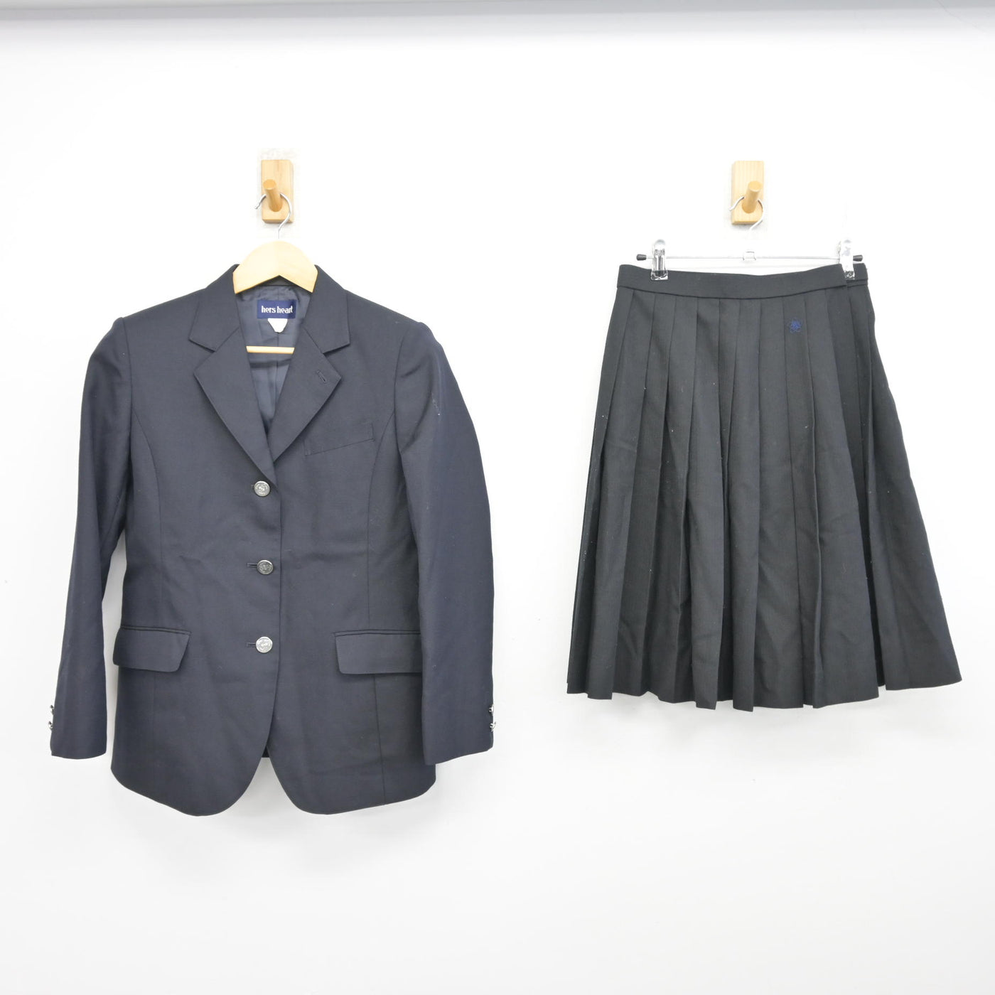 【中古】千葉県 生浜高等学校 女子制服 2点 (ブレザー・スカート) sf100110