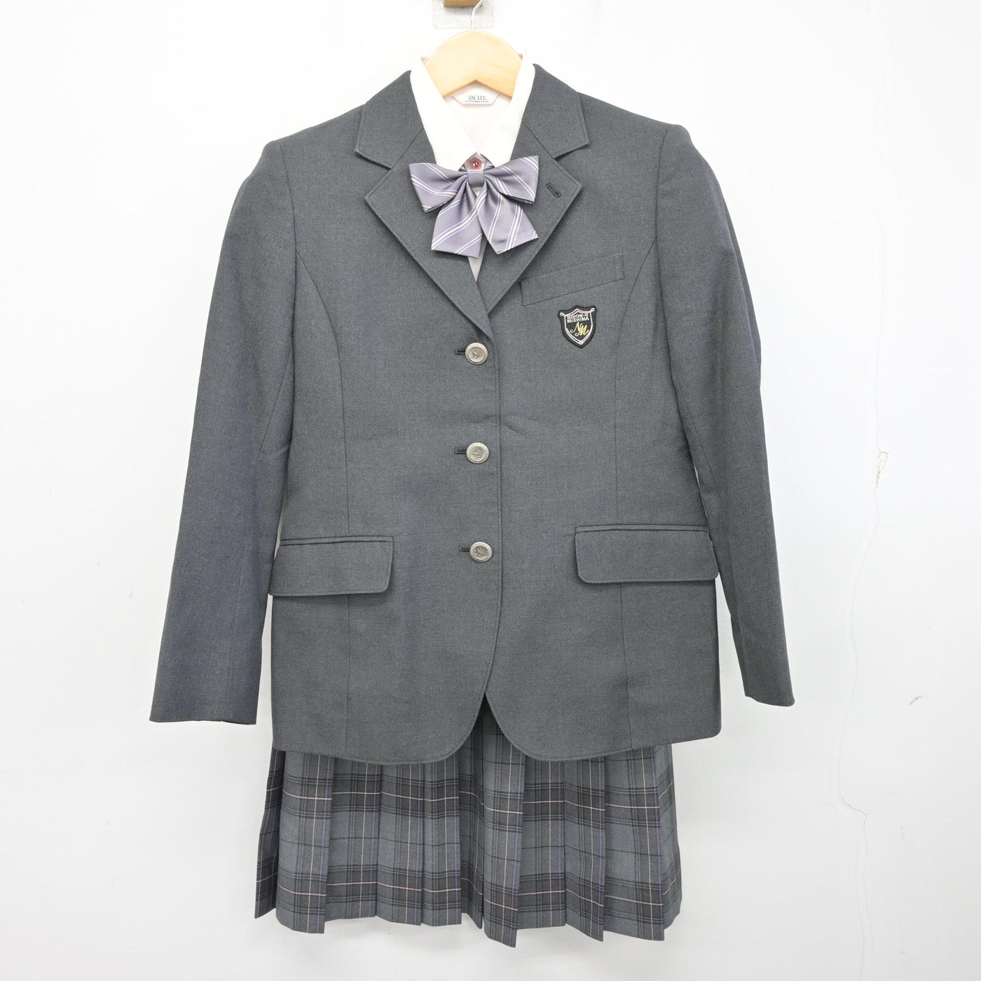 【中古】静岡県 日本大学三島高等学校・中学校/旧制服 女子制服 4点 (ブレザー・シャツ・スカート) sf100112