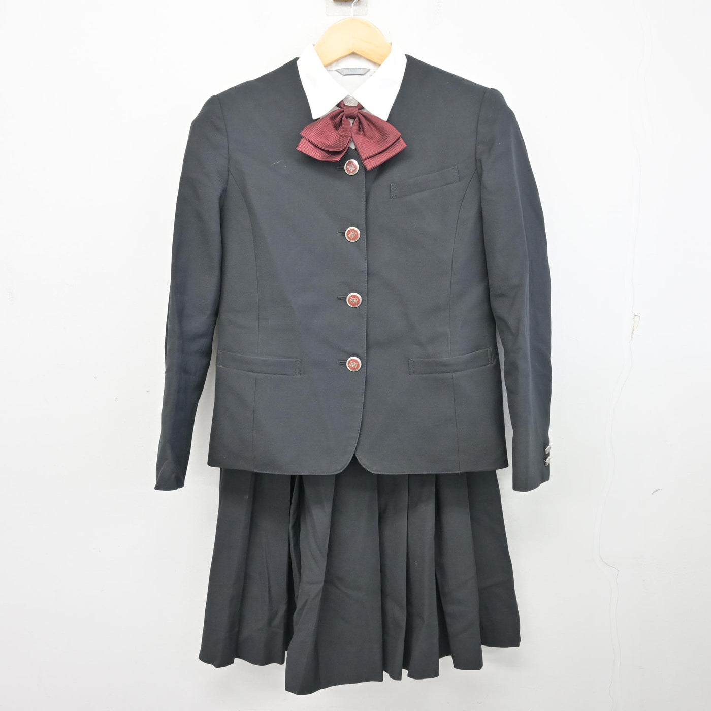【中古】佐賀県 早稲田佐賀中学校・高等学校 女子制服 5点 (ブレザー・ベスト・シャツ・スカート) sf100121