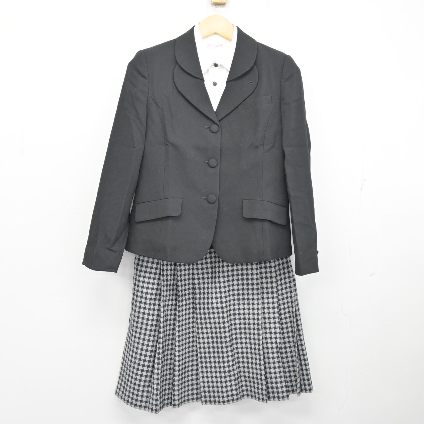 【中古】京都府 京都光華高等学校 女子制服 4点 (ブレザー・シャツ・スカート) sf100180