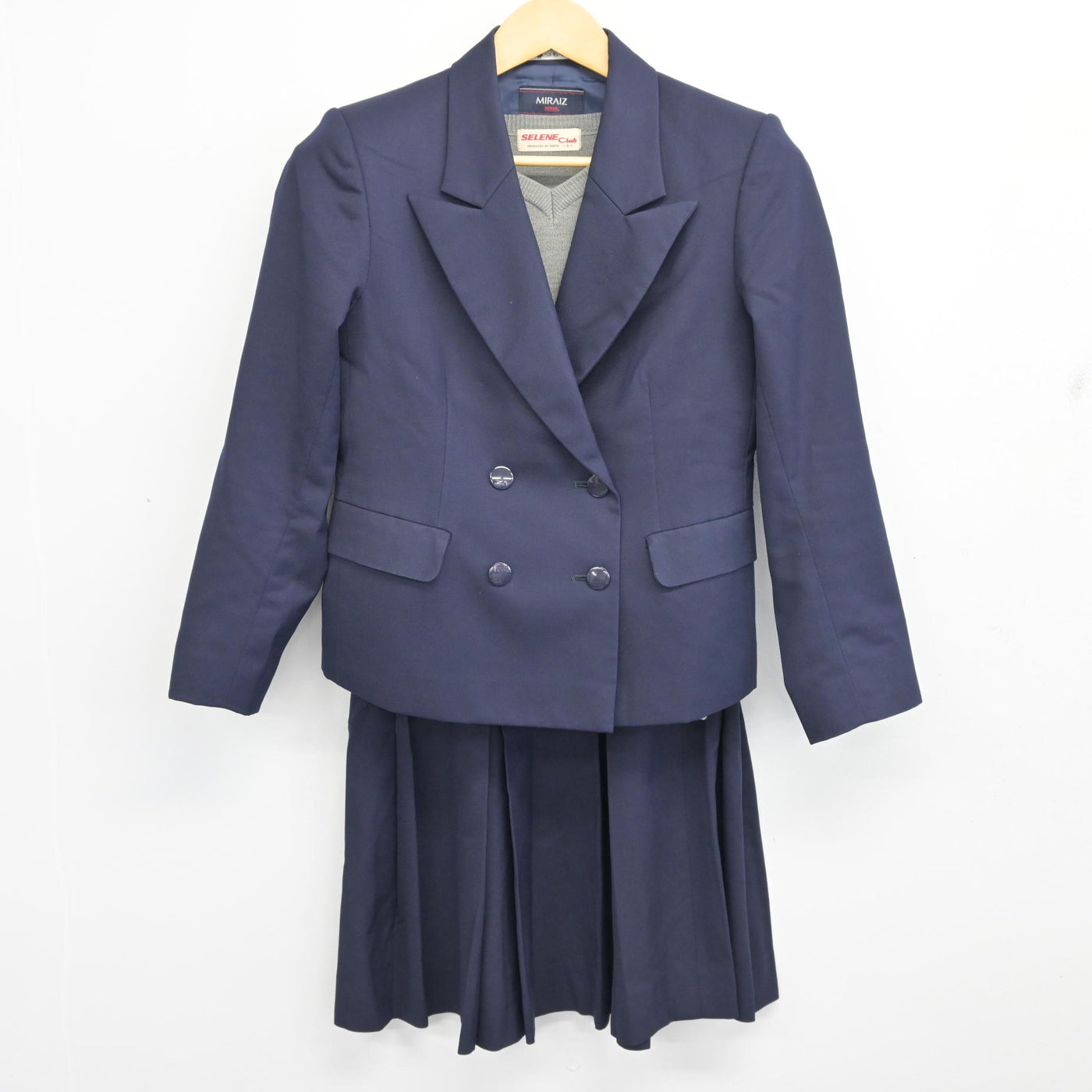 【中古】茨城県 竹園高等学校 女子制服 4点 (ブレザー・ニット・スカート) sf100295
