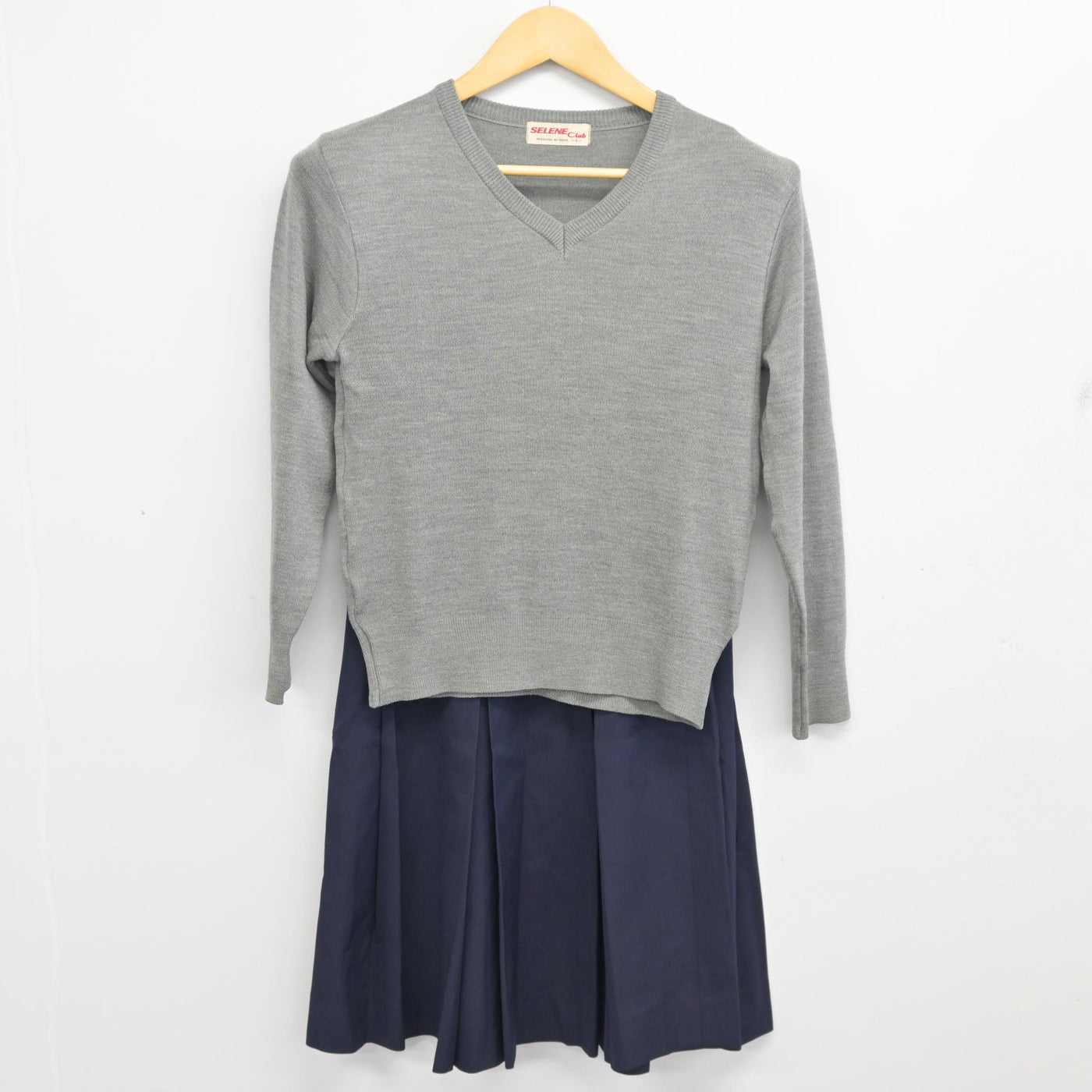 【中古】茨城県 竹園高等学校 女子制服 4点 (ブレザー・ニット・スカート) sf100295