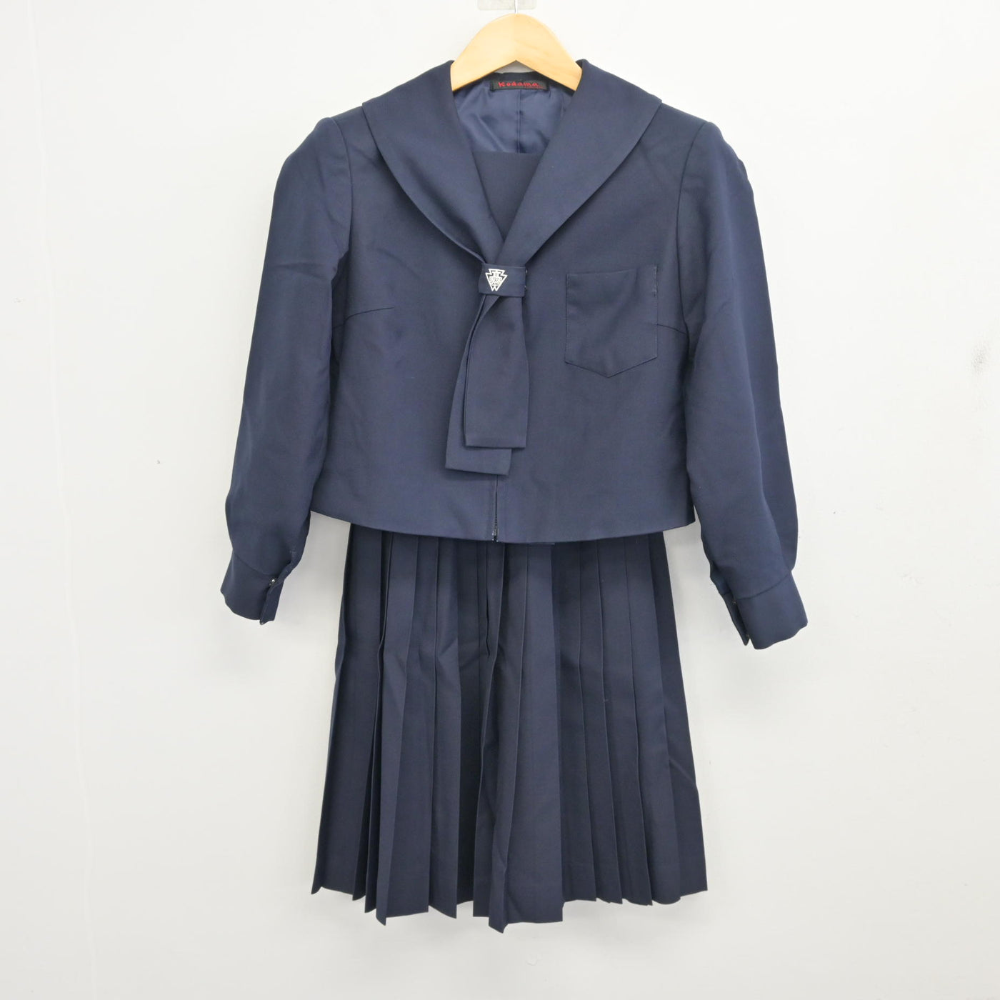 【中古】広島県 福山葦陽高等学校 女子制服 2点 (セーラー服・スカート) sf100314
