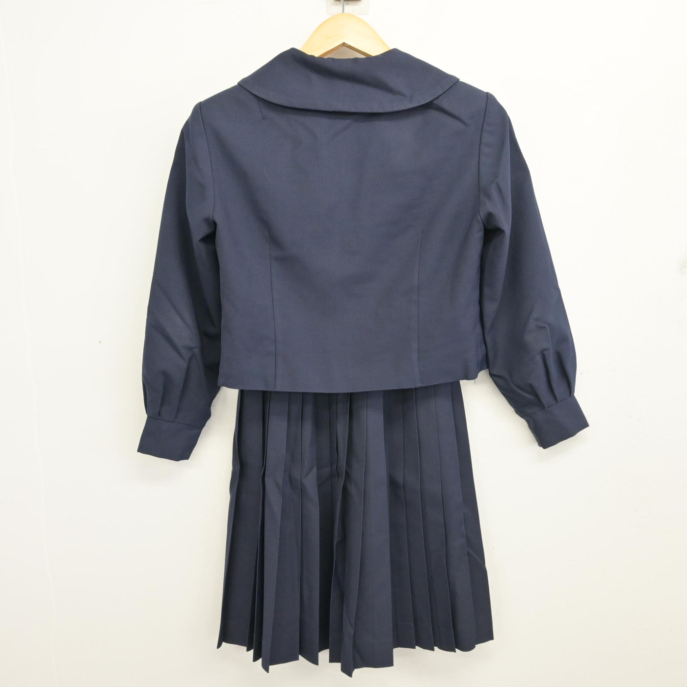 【中古】広島県 福山葦陽高等学校 女子制服 2点 (セーラー服・スカート) sf100314