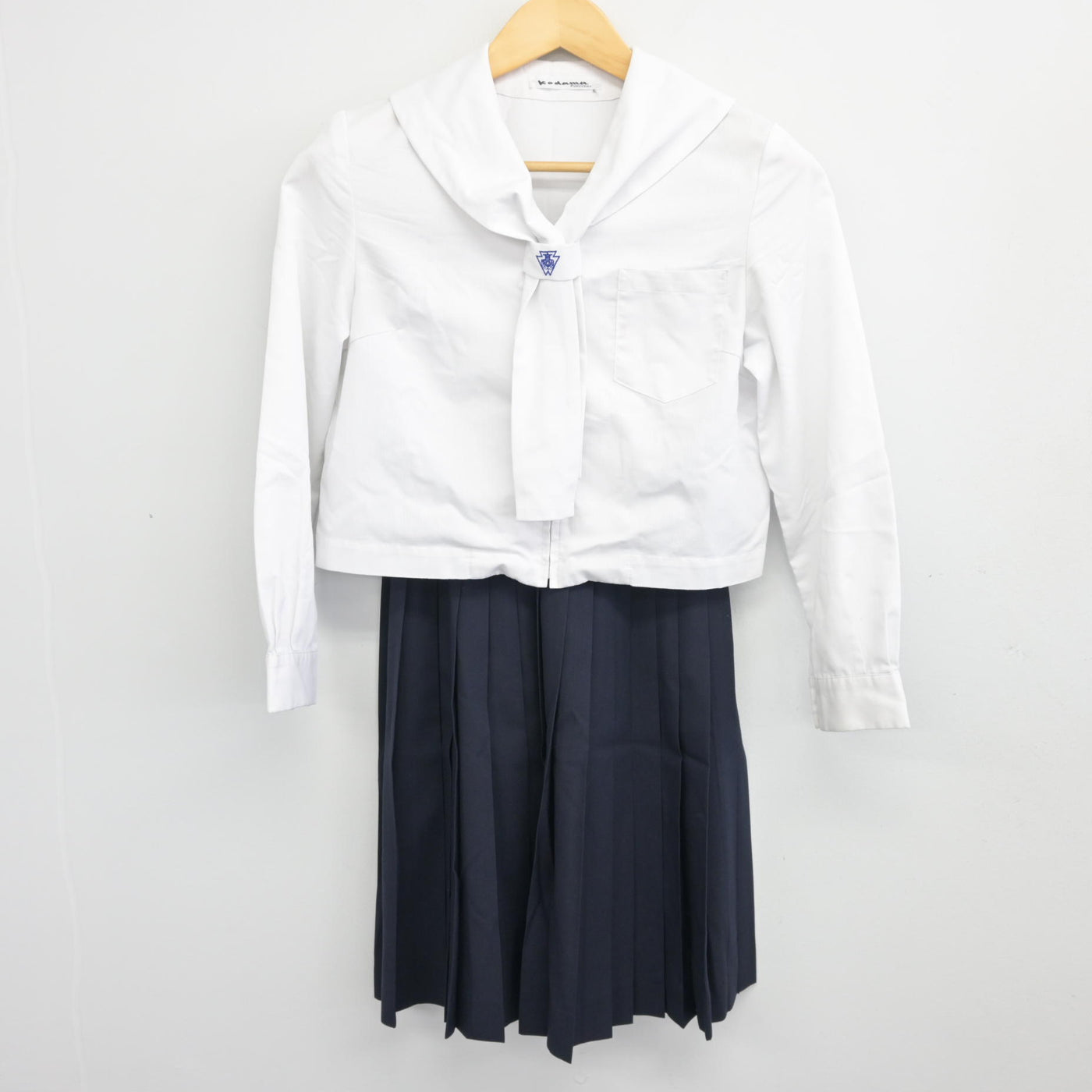 【中古】広島県 福山葦陽高等学校 女子制服 2点 (セーラー服・スカート) sf100315