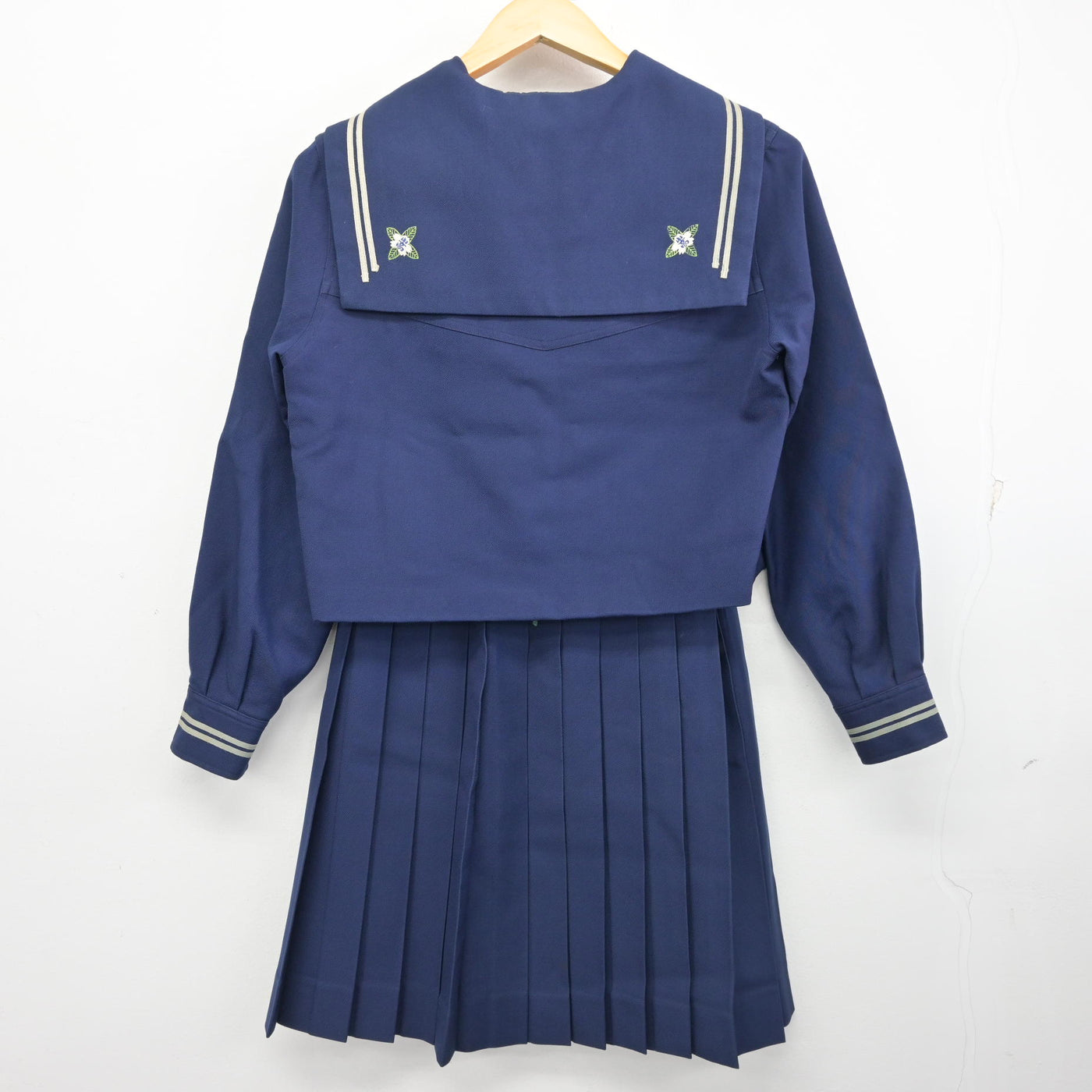 【中古】山形県 日本大学山形高等学校 女子制服 3点 (セーラー服・スカート) sf100334