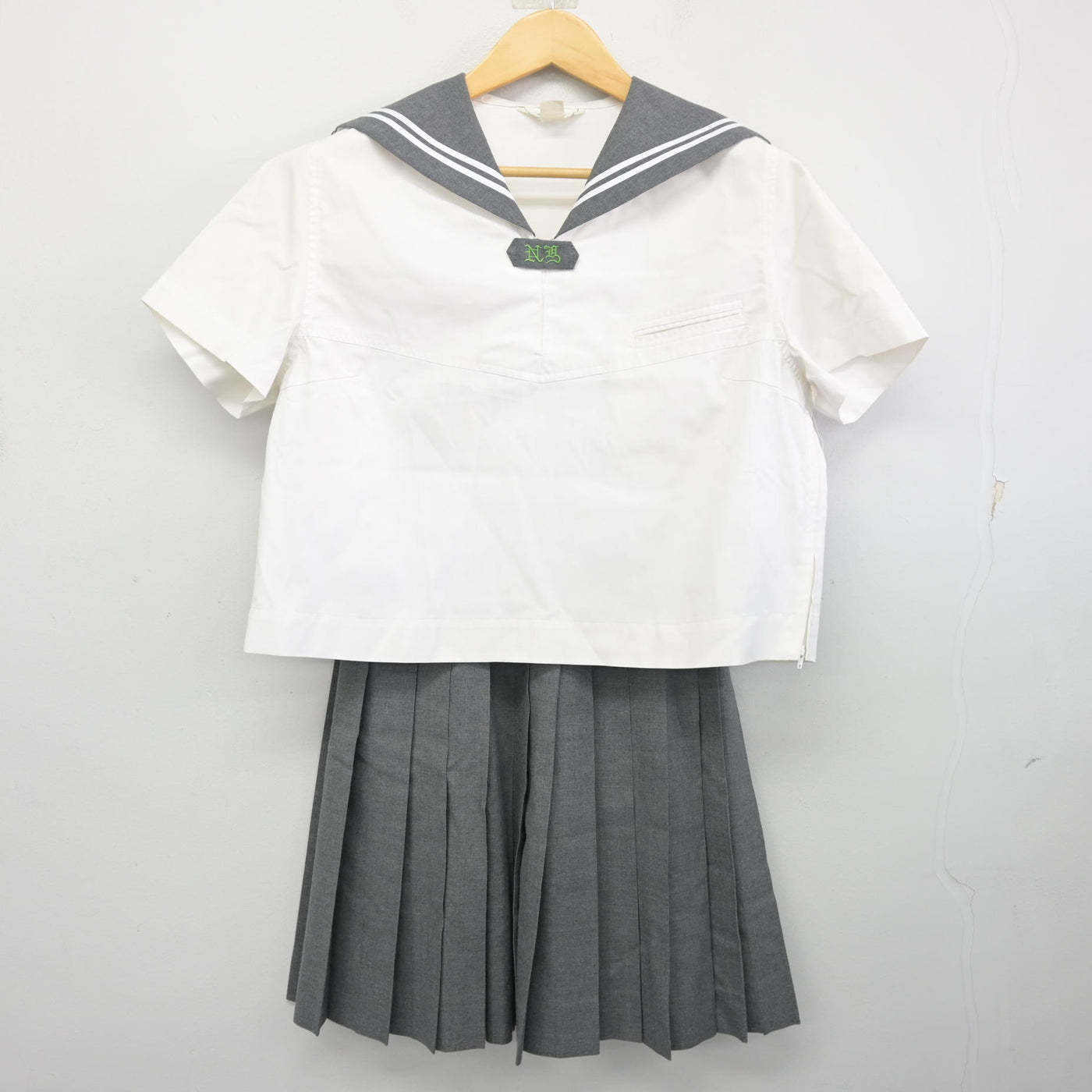 【中古】山形県 日本大学山形高等学校 女子制服 2点 (セーラー服・スカート) sf100335
