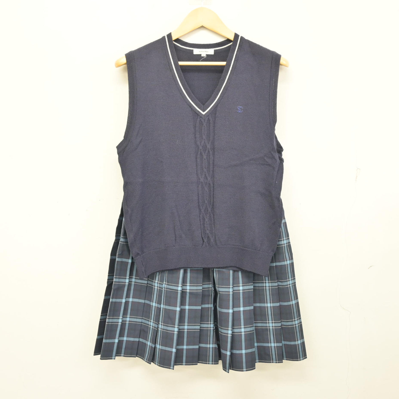 【中古】千葉県 西武台千葉高等学校 女子制服 2点 (ニットベスト・スカート) sf100363