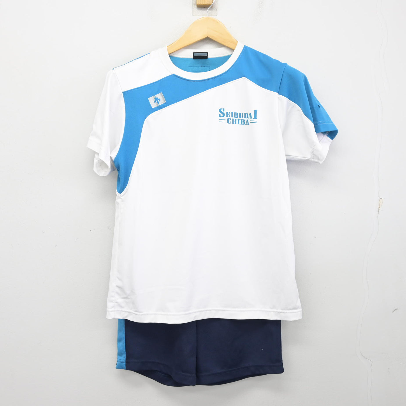 【中古】千葉県 西武台千葉高等学校 女子制服 2点 (体操服 上・体操服 下) sf100366