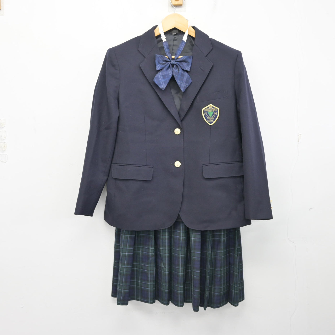【中古】 星槎国際高等学校 女子制服 4点 (ブレザー・スカート・スカート) sf100368