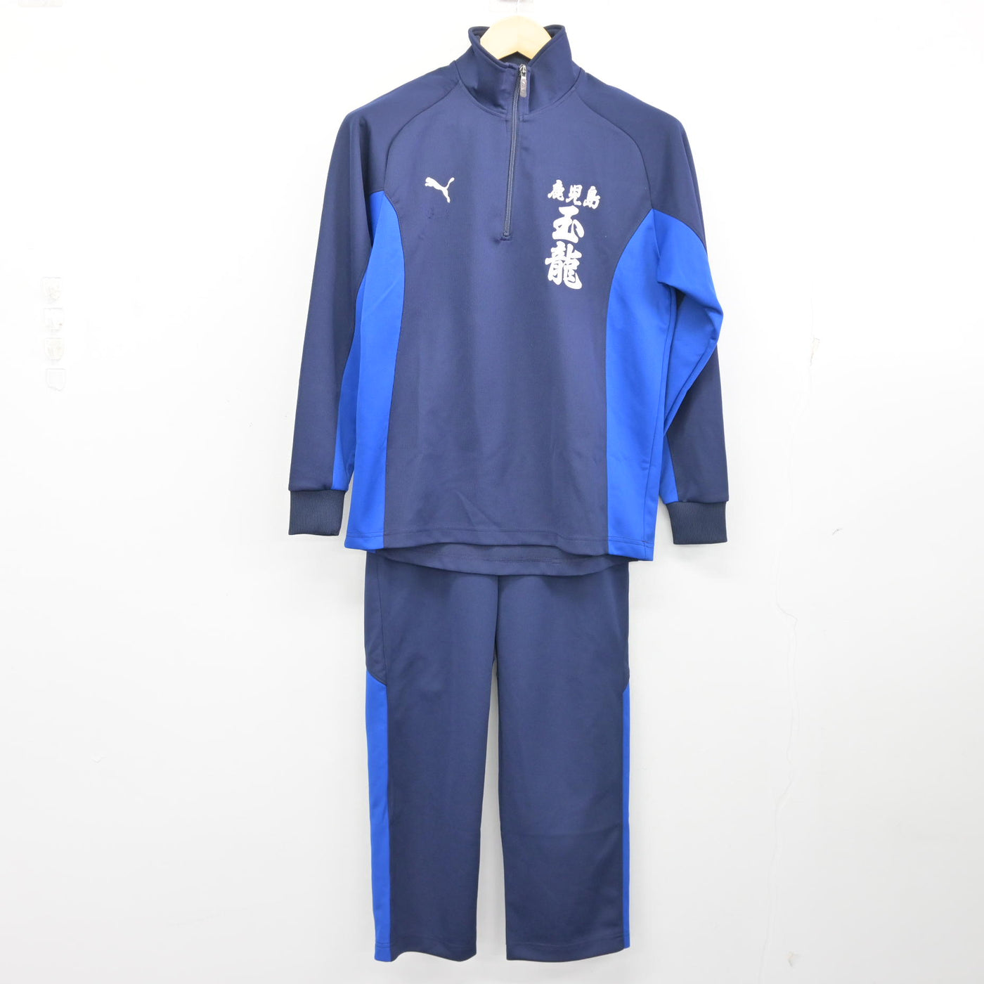 【中古】鹿児島県 玉龍中学校 女子制服 2点 (ジャージ 上・ジャージ 下) sf100376
