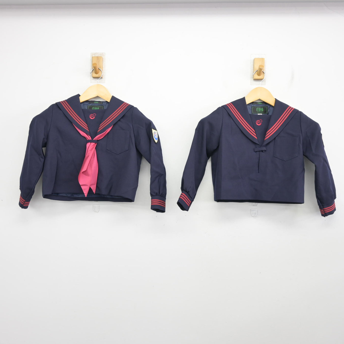 【中古】広島県 広島三育小学校 女子制服 4点 (セーラー服・ジャンパースカート) sf100378