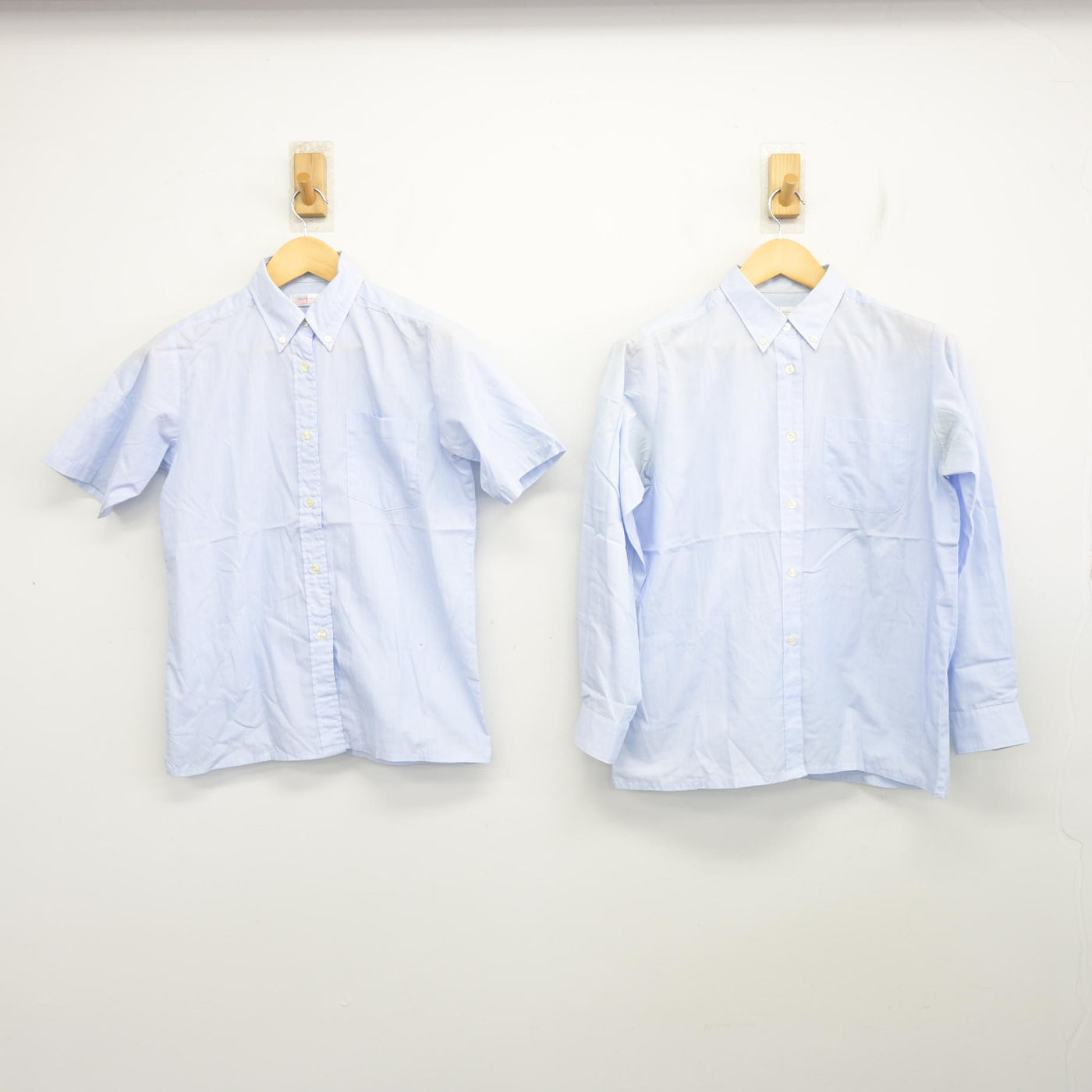 【中古】東京都 足立区立第四中学校 女子制服 2点 (シャツ・シャツ) sf100393