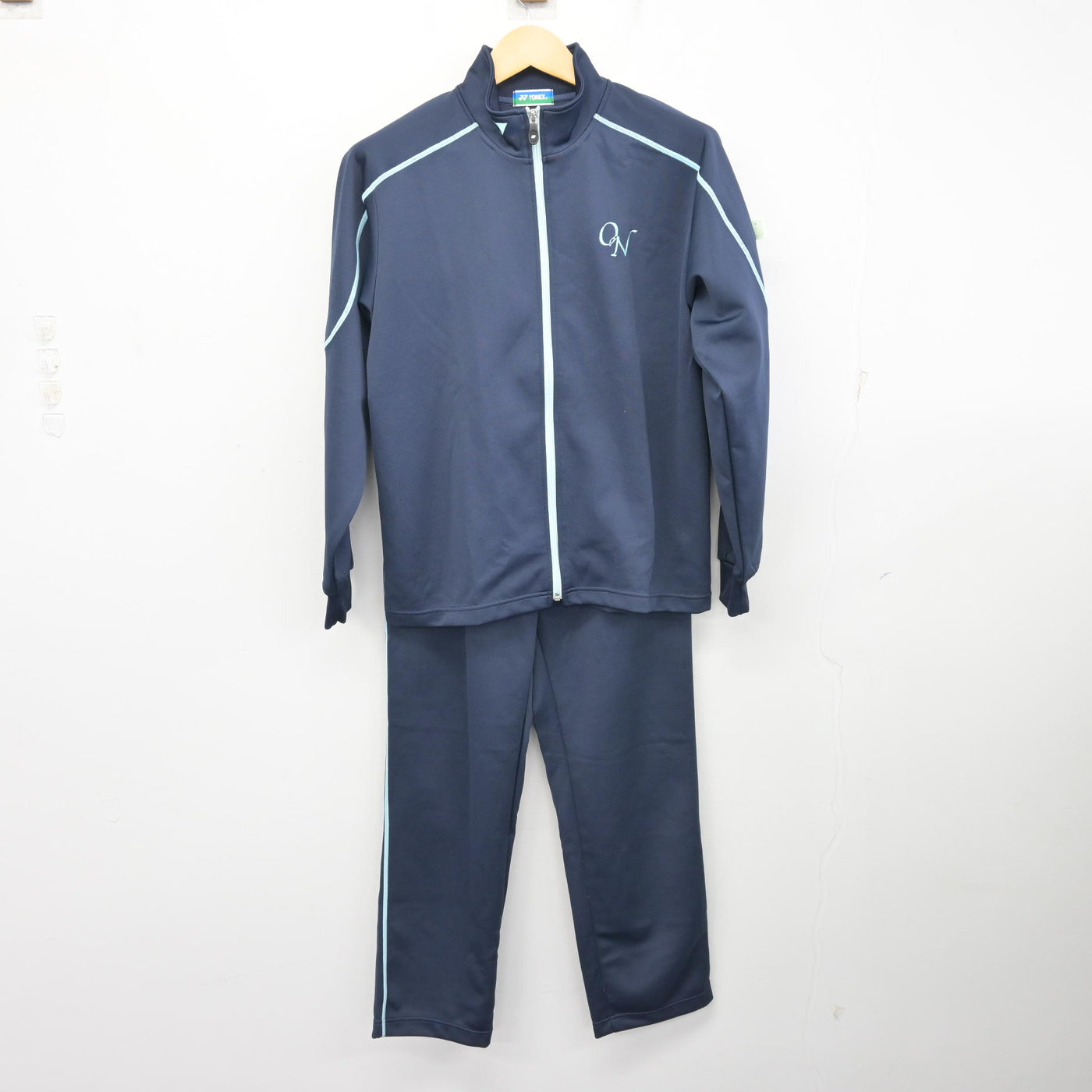 【中古】東京都 大妻中野中学校・高等学校 女子制服 3点 (ジャージ 上・体操服 上・ジャージ 下) sf100420