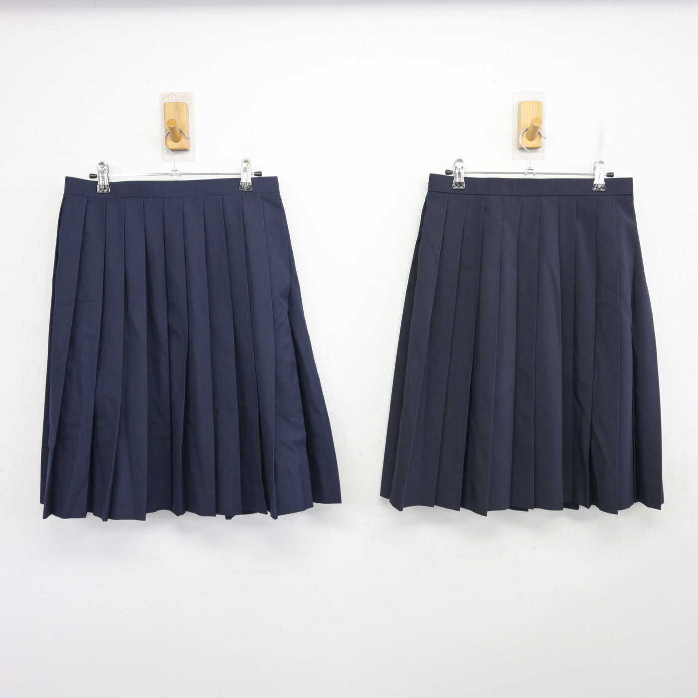 【中古】栃木県 北高根沢中学校 女子制服 2点 (スカート) sf100431