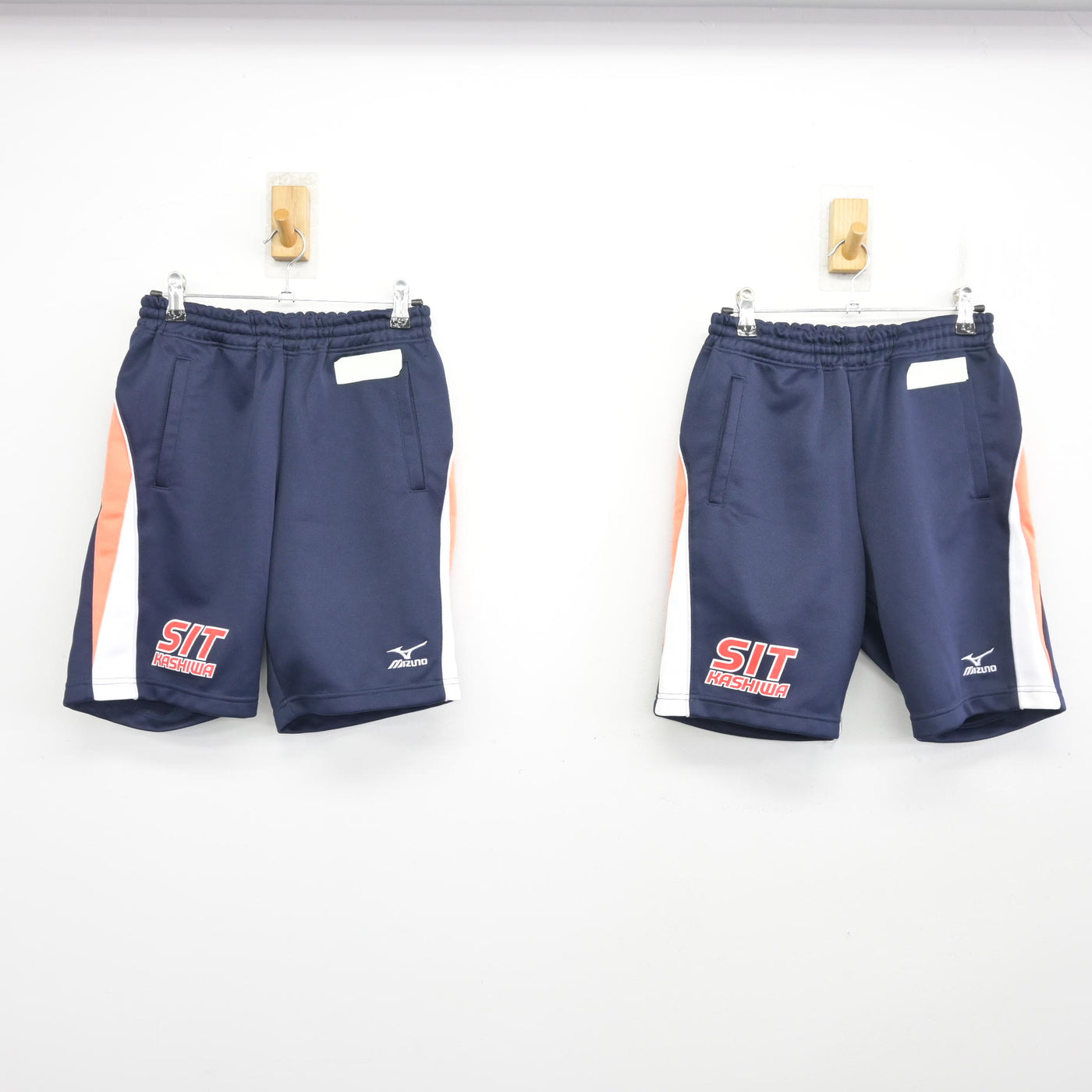 【中古】千葉県 芝浦工業大学柏中学高等学校 女子制服 3点 (体操服 上・体操服 下) sf100456