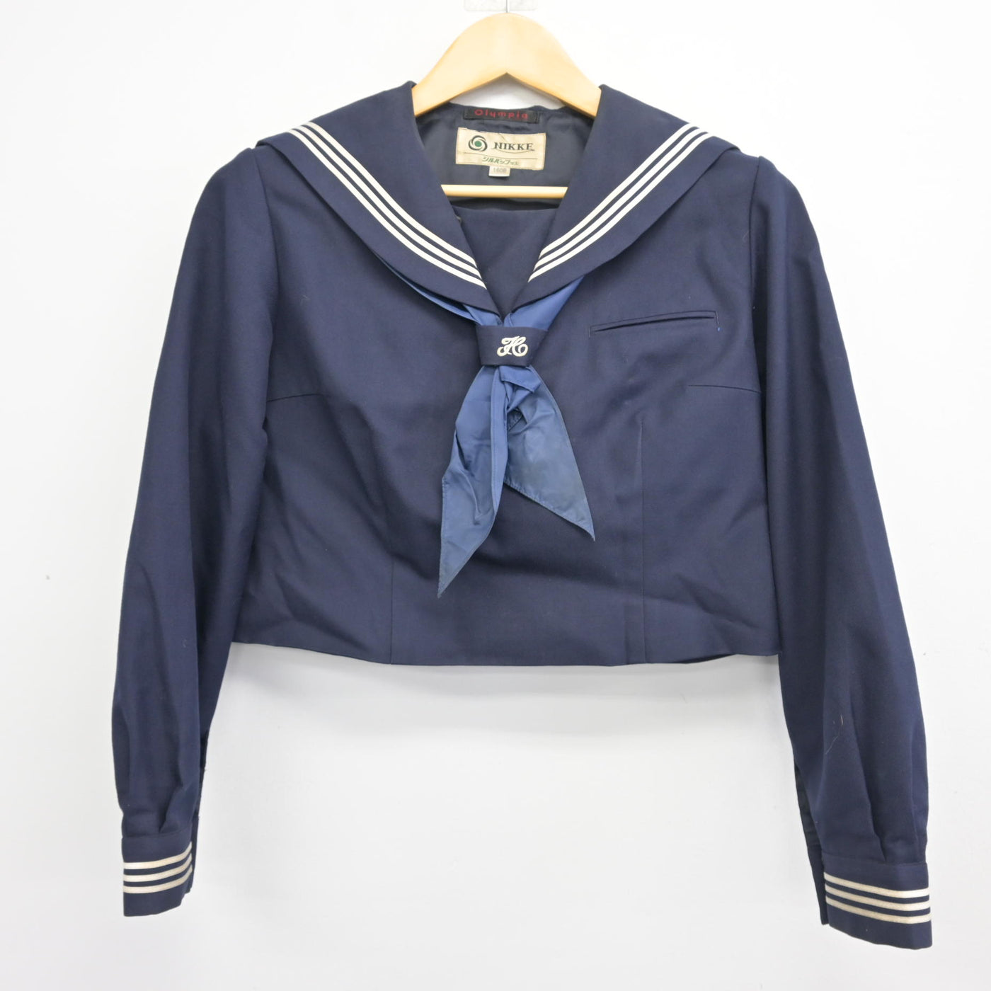 【中古】東京都 篠崎中学校 女子制服 3点 (セーラー服・ジャンパースカート) sf100482