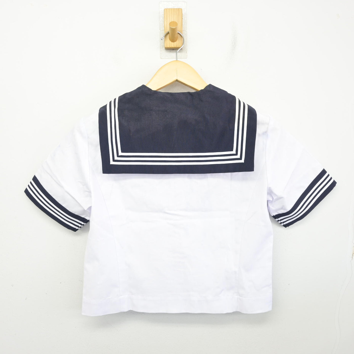 【中古】東京都 昭和女子大学附属昭和中学校 女子制服 2点 (ニット・セーラー服) sf100533