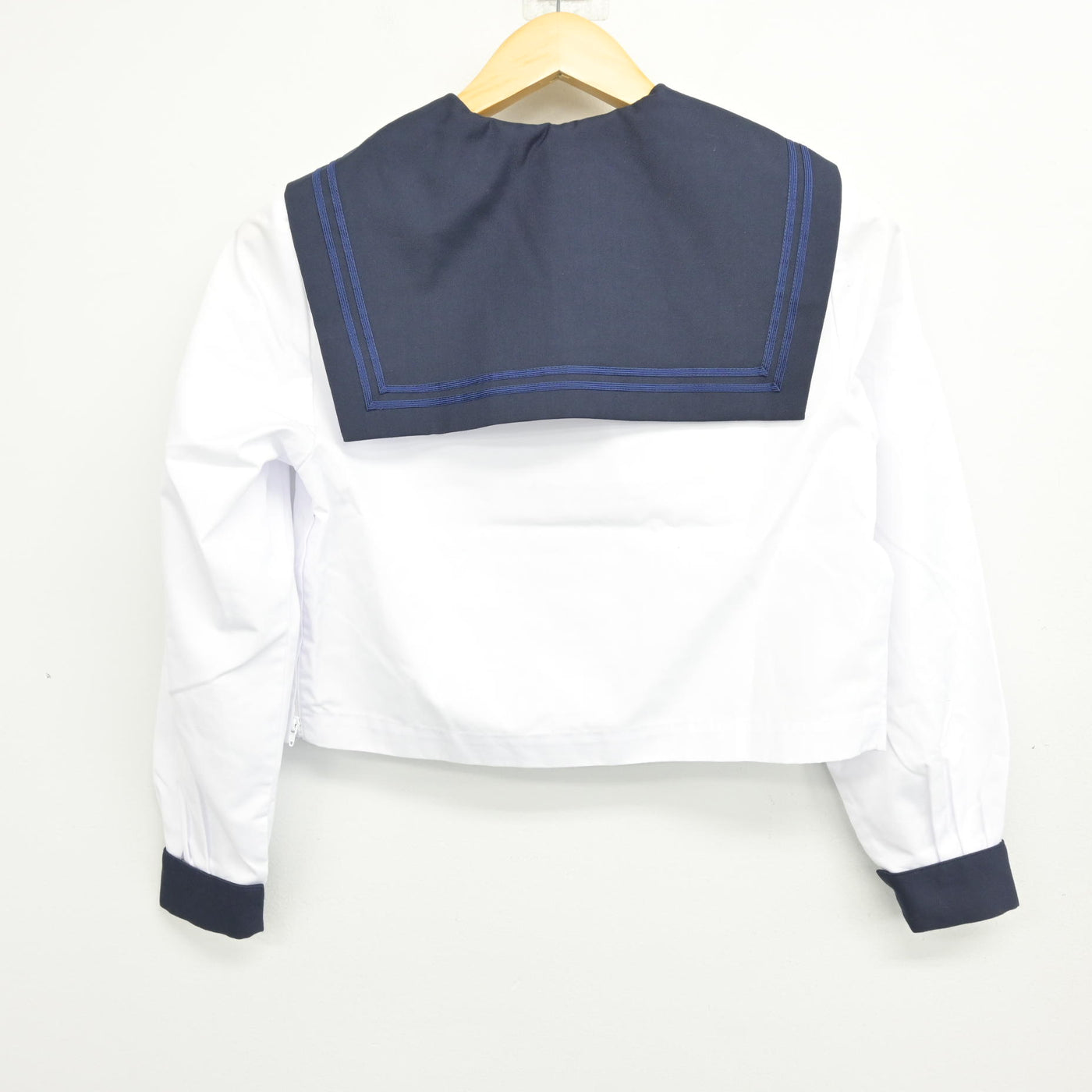 【中古】北海道 札幌真栄高等学校 女子制服 2点 (セーラー服) sf100642