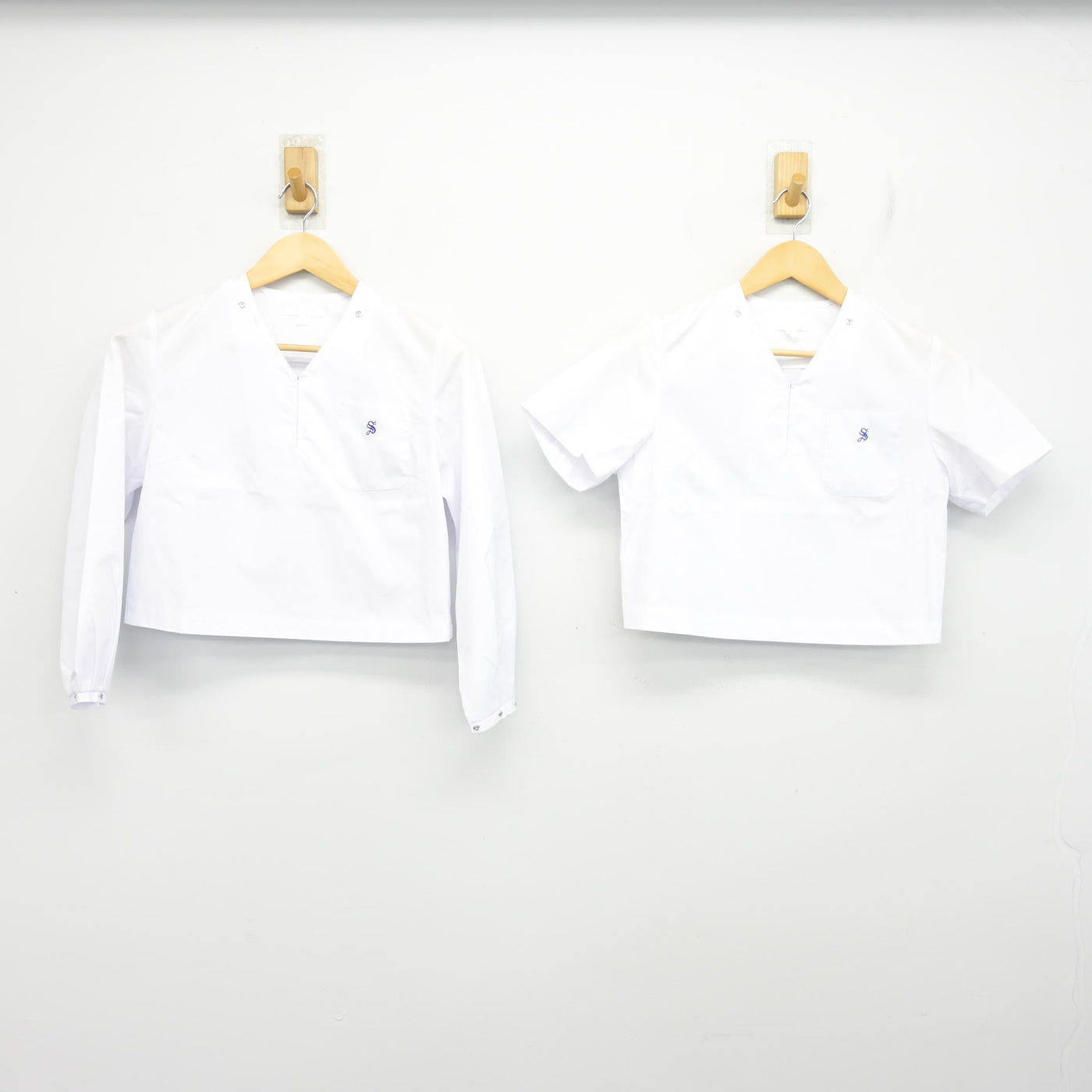 【中古】北海道 札幌真栄高等学校 女子制服 2点 (セーラー服) sf100643