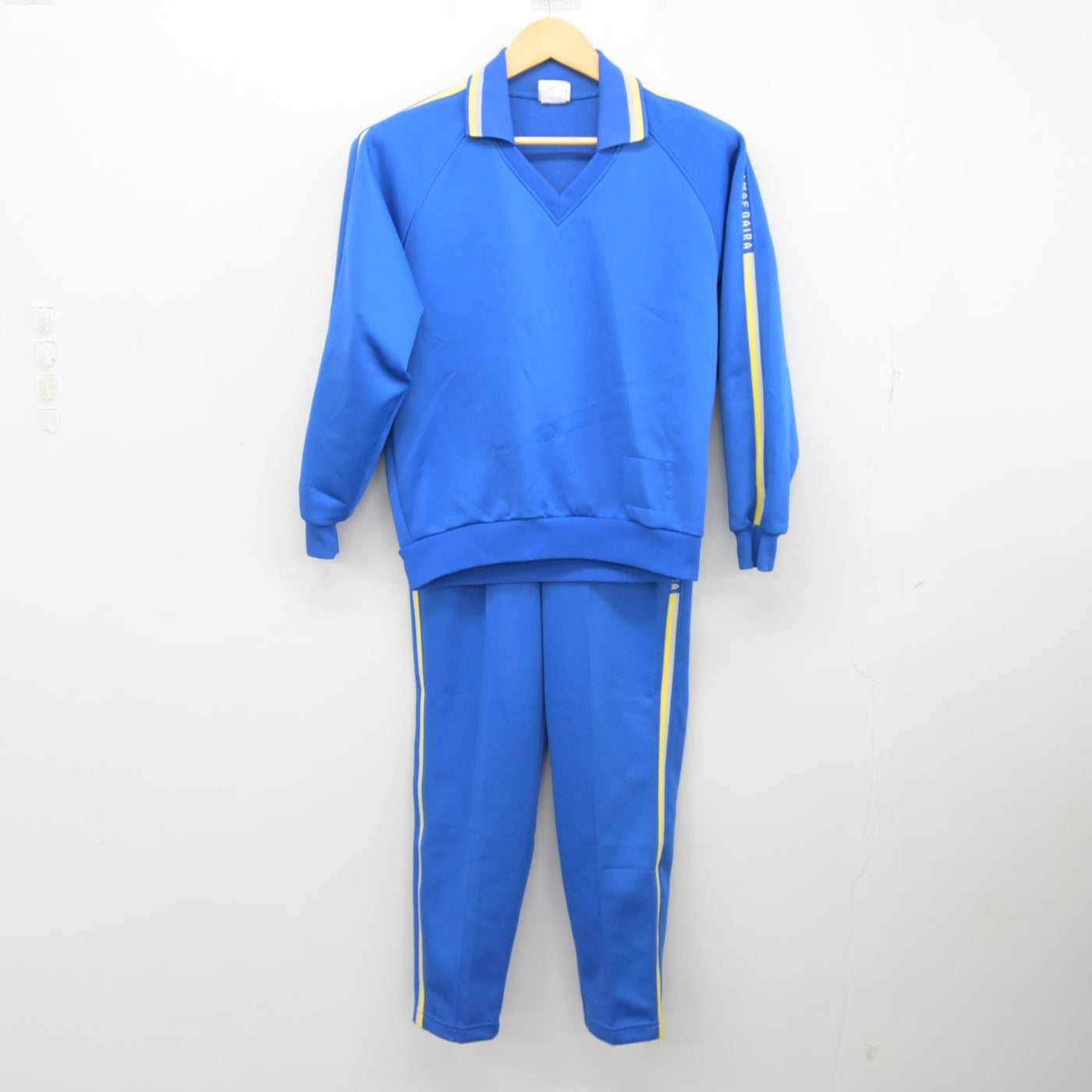 【中古】神奈川県 宮前平中学校 女子制服 2点 (ジャージ 上・ジャージ 下) sf100652