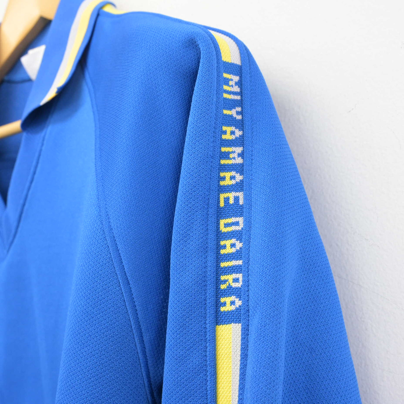【中古】神奈川県 宮前平中学校 女子制服 2点 (ジャージ 上・ジャージ 下) sf100652