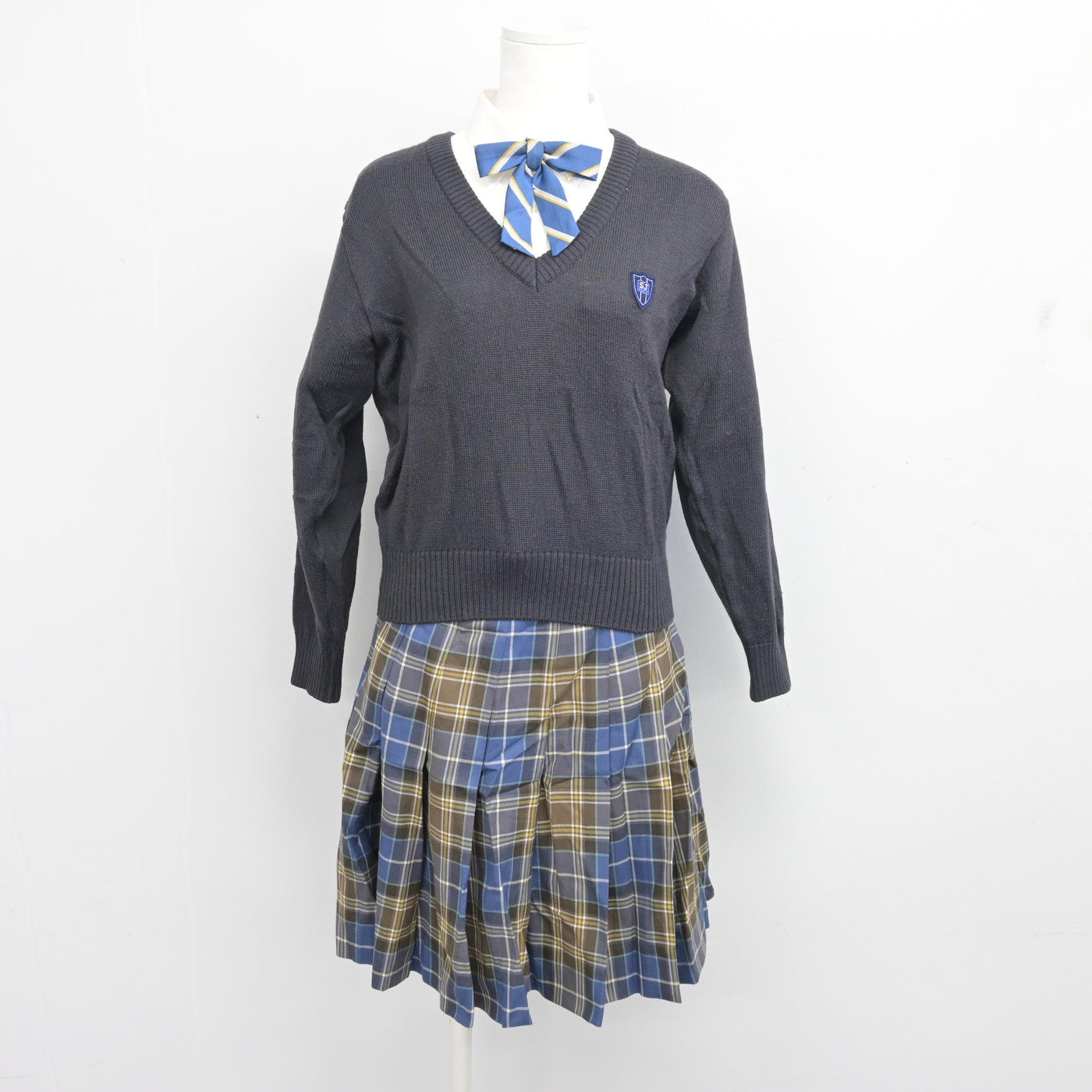 【中古】東京都 品川女子学院中等部 女子制服 5点 (ブレザー・ニット・シャツ・スカート) sf100663