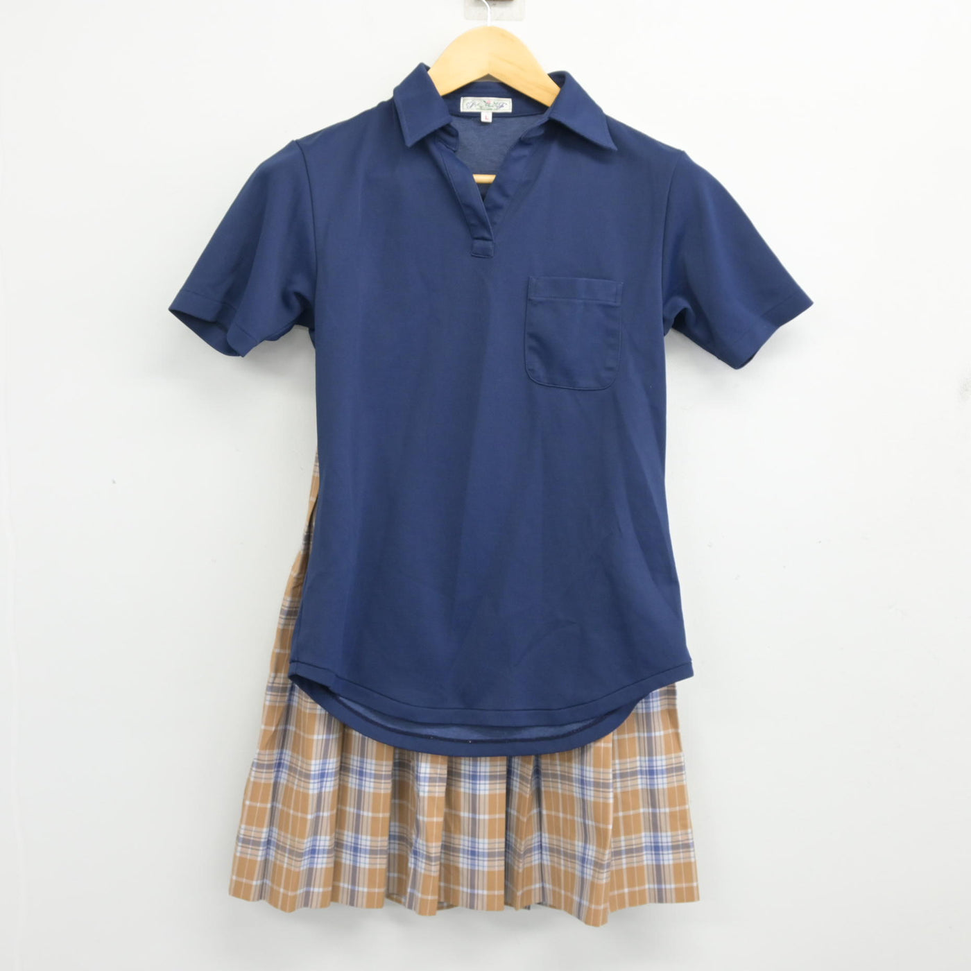 【中古】東京都 品川女子学院中等部 女子制服 3点 (シャツ・シャツ・スカート) sf100665