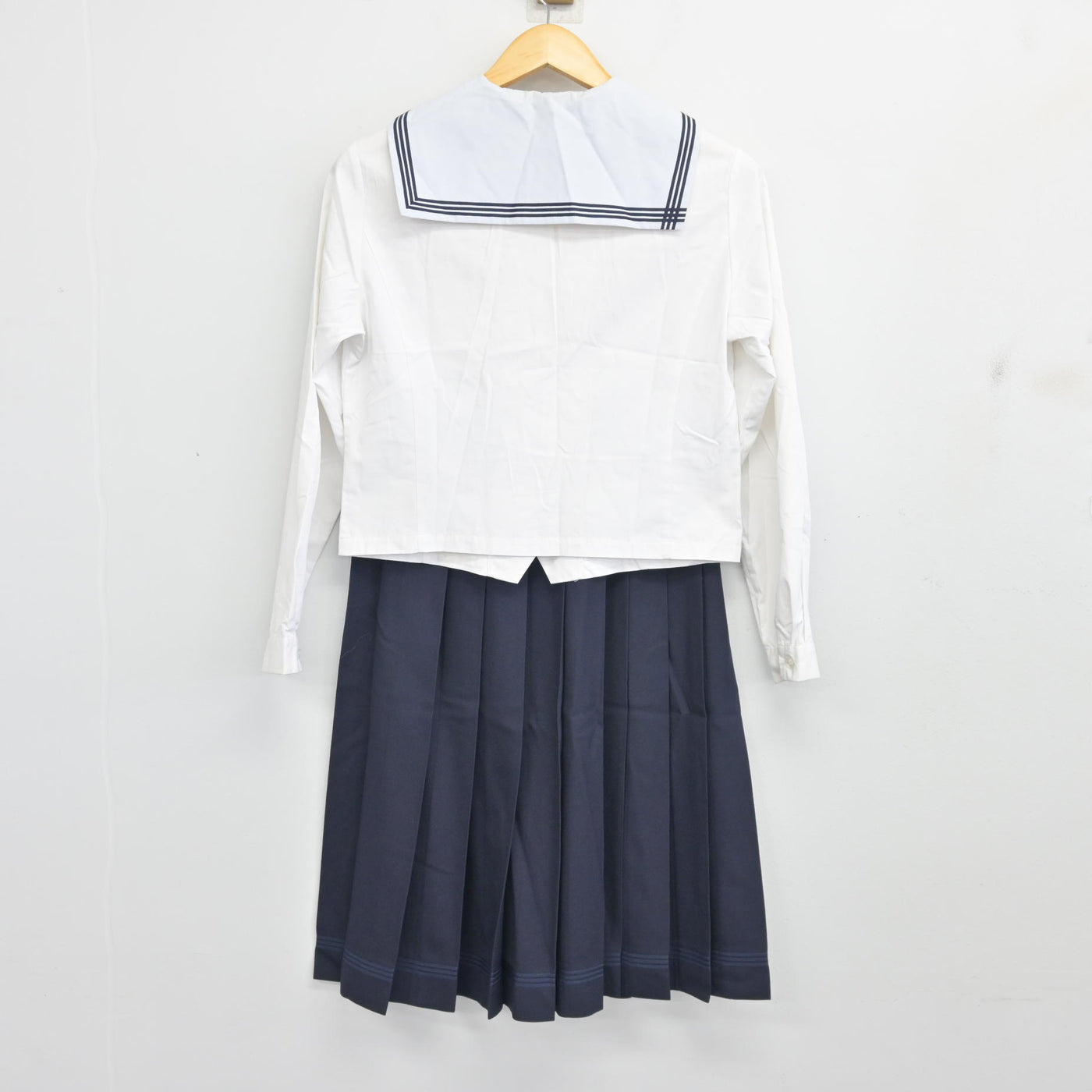 【中古】長崎県 活水高等学校 女子制服 3点 (ブレザー・セーラー服・スカート) sf100675