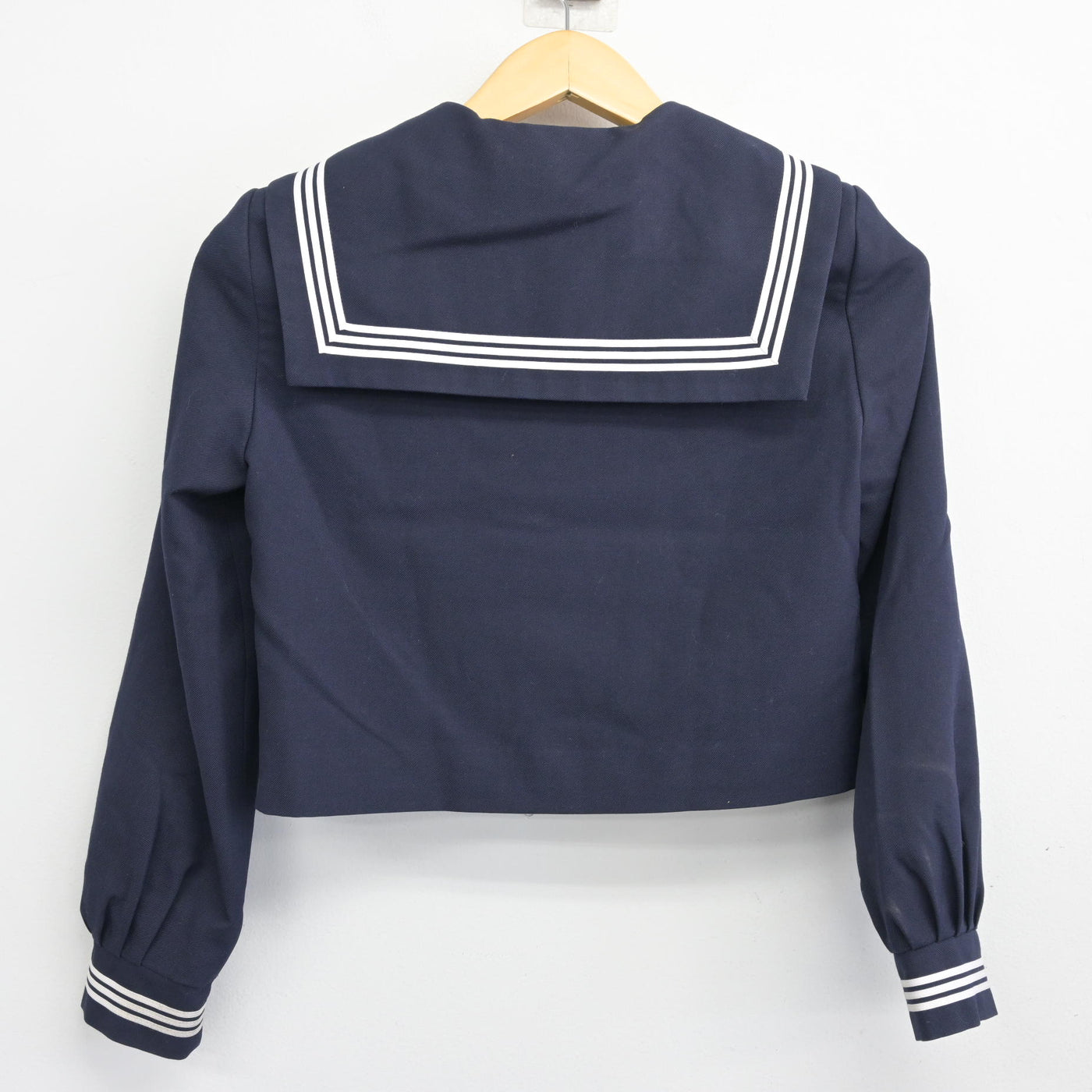 【中古】鳥取県 境港市立第三中学校 女子制服 3点 (セーラー服・スカート) sf100681