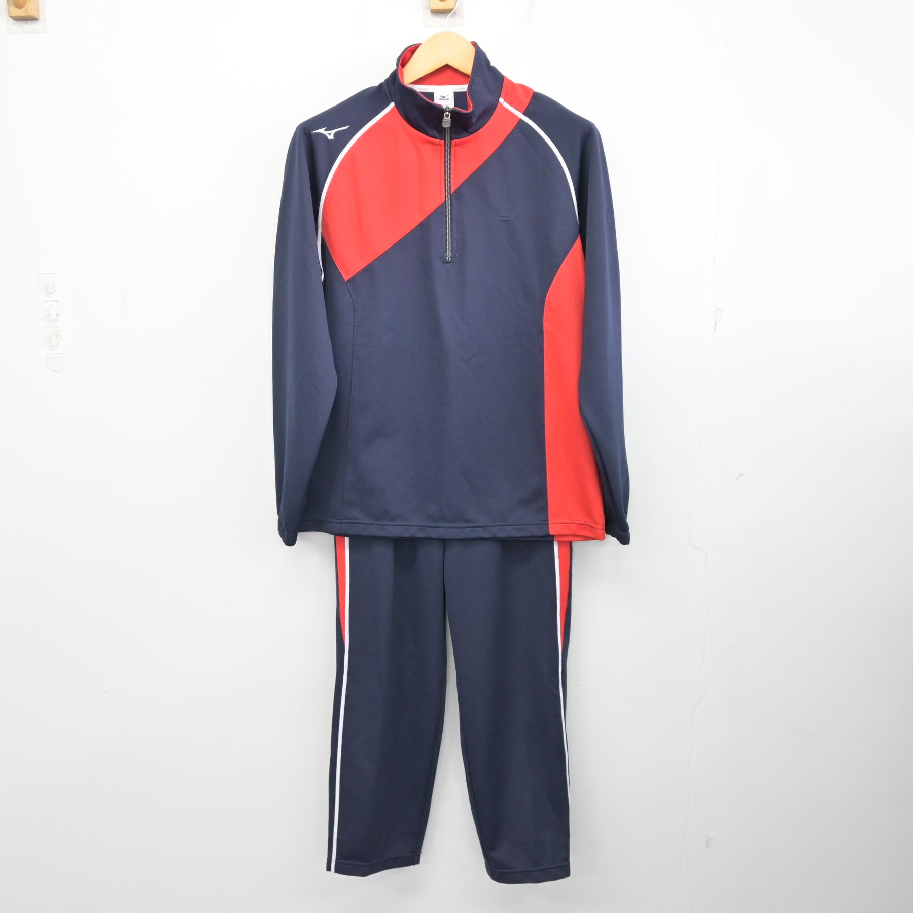 中古】埼玉県 南陵中学校 男子制服 2点 (ジャージ 上・ジャージ 下
