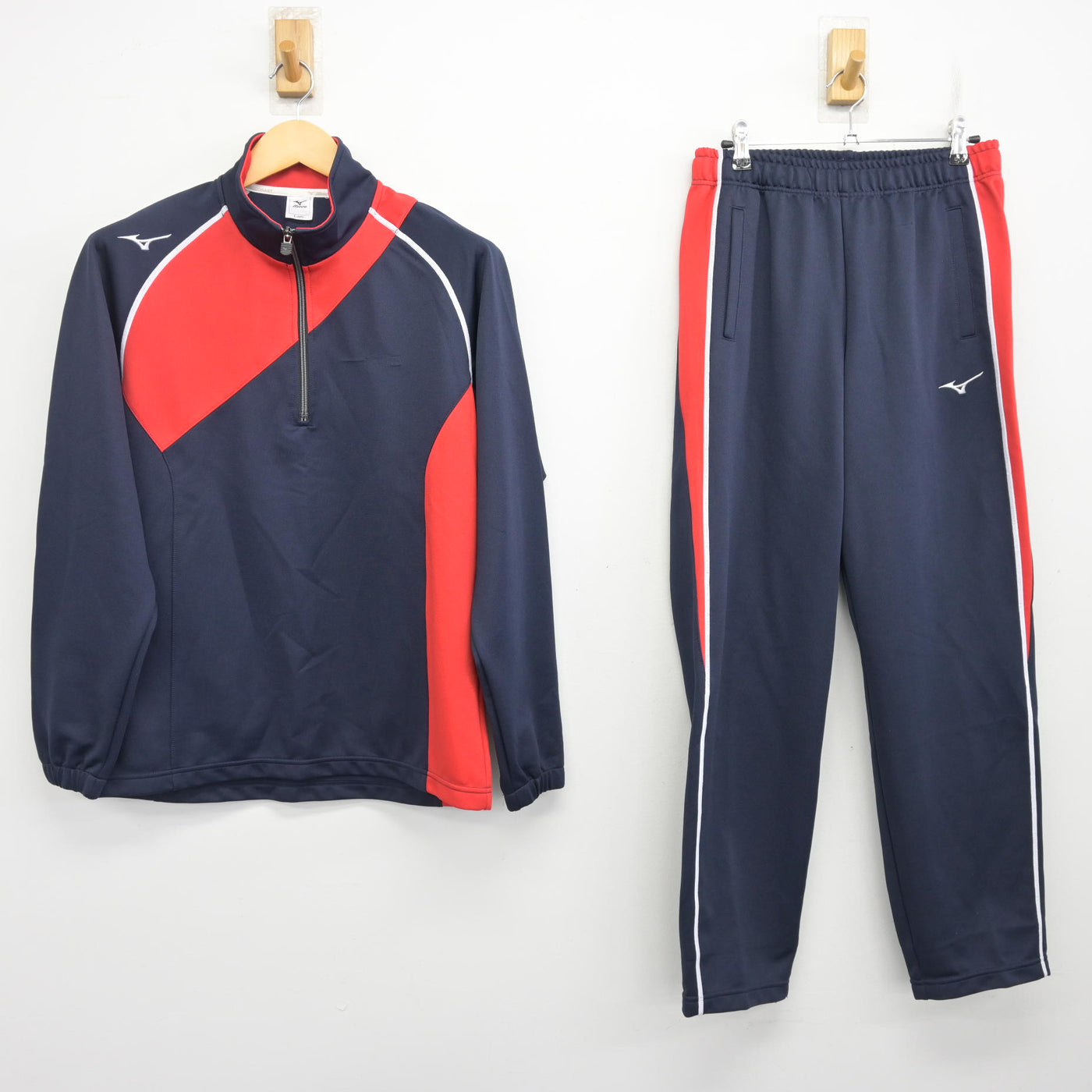 中古】埼玉県 南陵中学校 男子制服 2点 (ジャージ 上・ジャージ 下