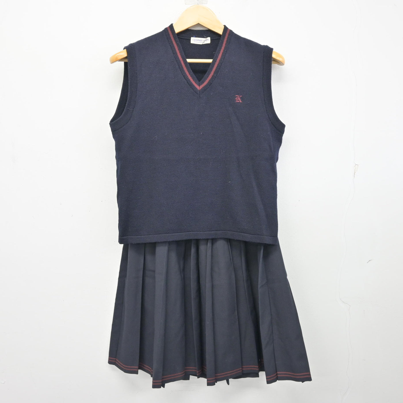 【中古】静岡県 浜松開誠館高等学校 女子制服 2点 (ニットベスト・スカート) sf100705