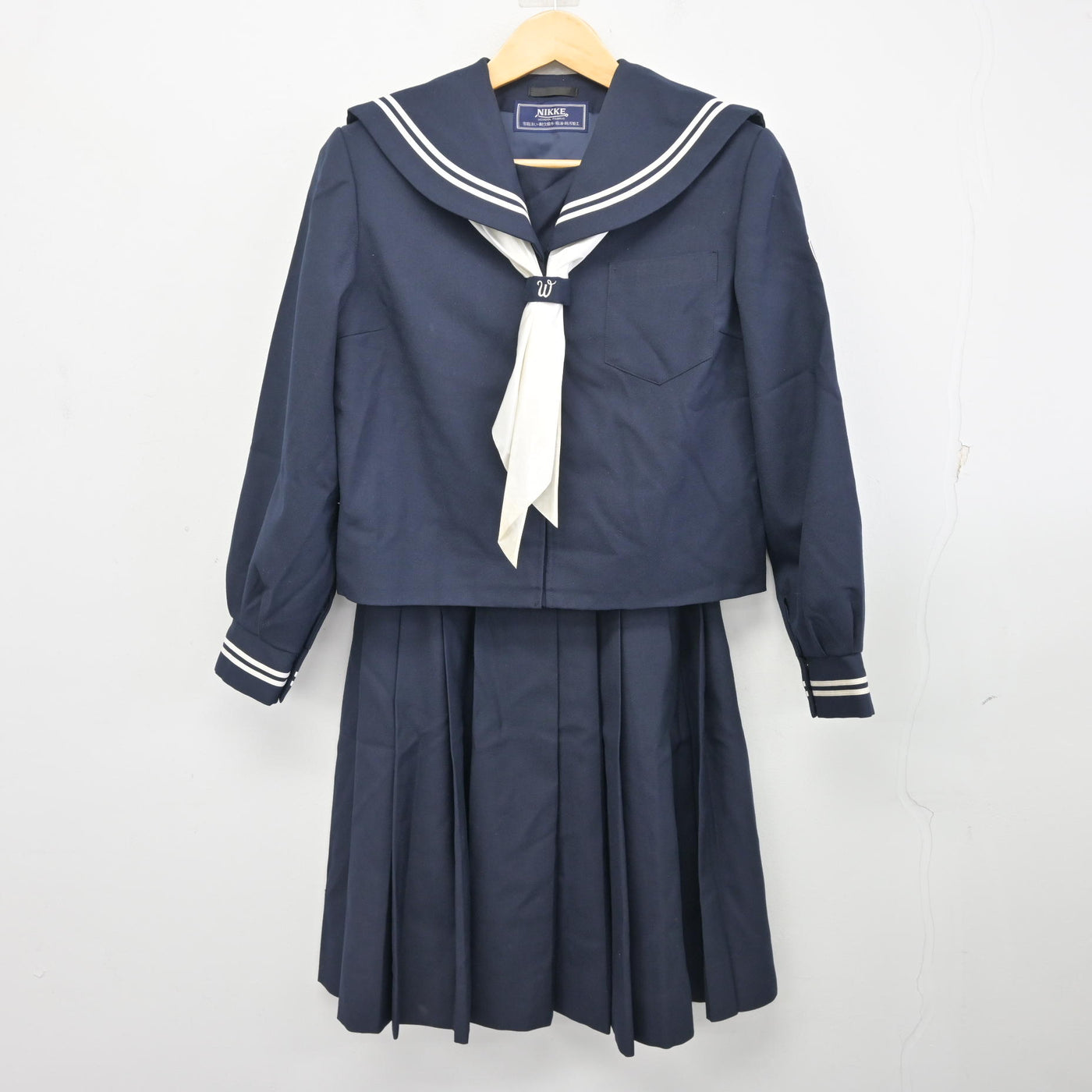 【中古】山梨県 若草中学校 女子制服 3点 (セーラー服・スカート) sf100731