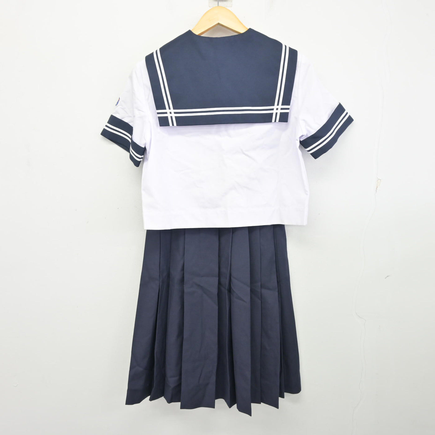 【中古】山梨県 若草中学校 女子制服 3点 (セーラー服・スカート) sf100732