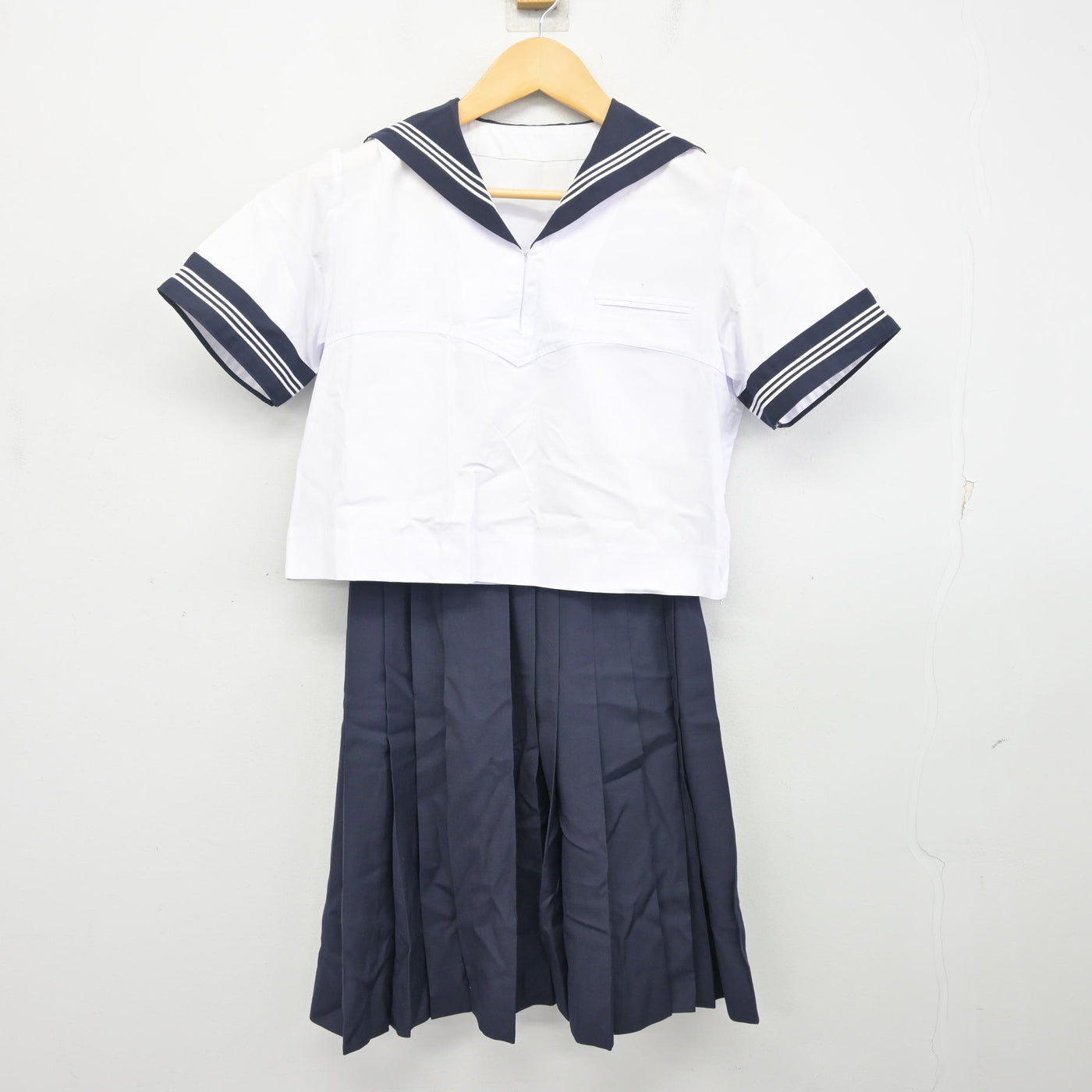【中古】東京都 豊島岡女子学園高等学校 女子制服 2点 (セーラー服・スカート) sf100735