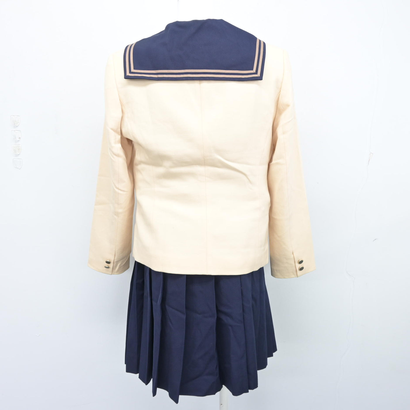 【中古】埼玉県 武蔵越生高等学校 女子制服 4点 (ブレザー・セーラー服・スカート) sf100752