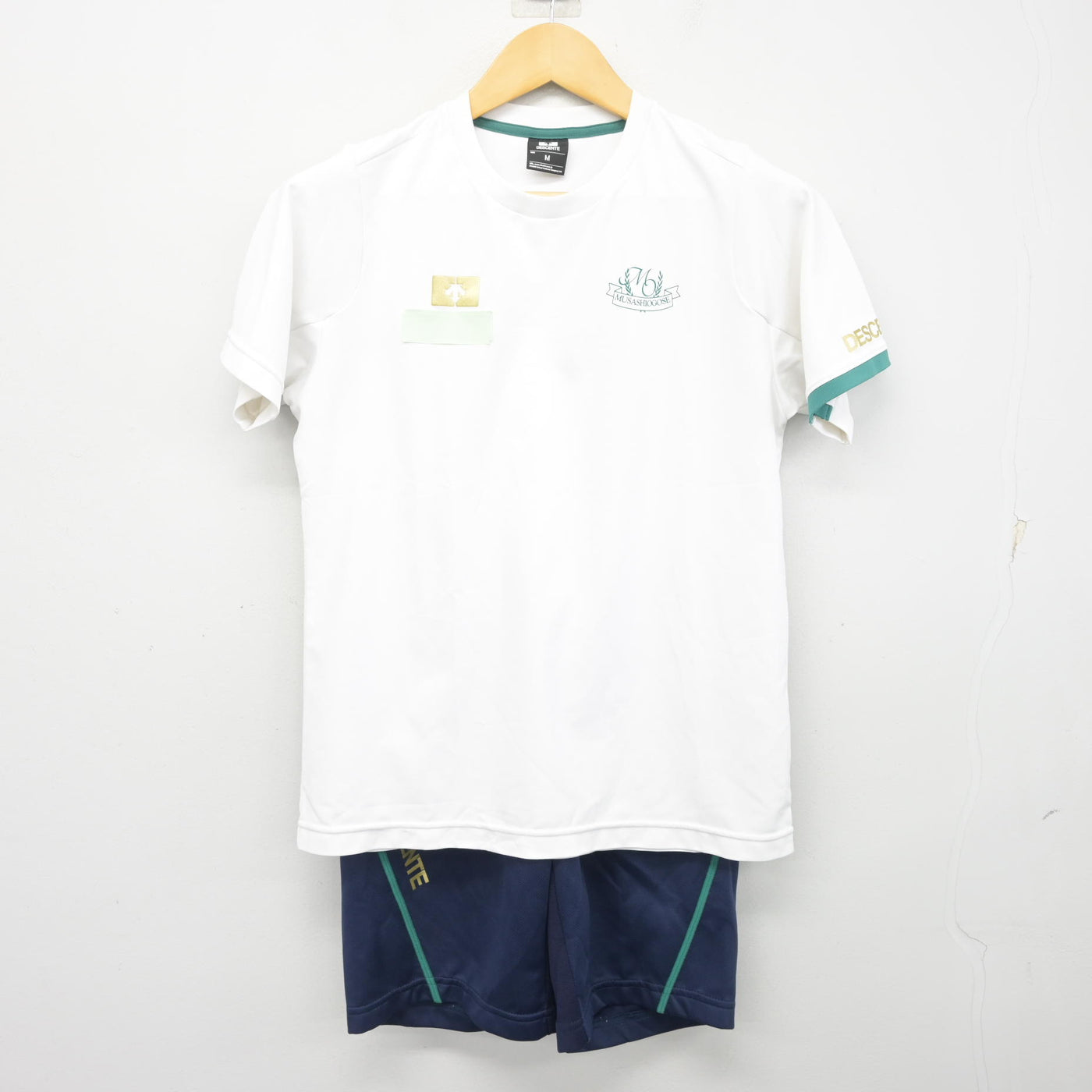 【中古】埼玉県 武蔵越生高等学校 女子制服 2点 (体操服 上・体操服 下) sf100757