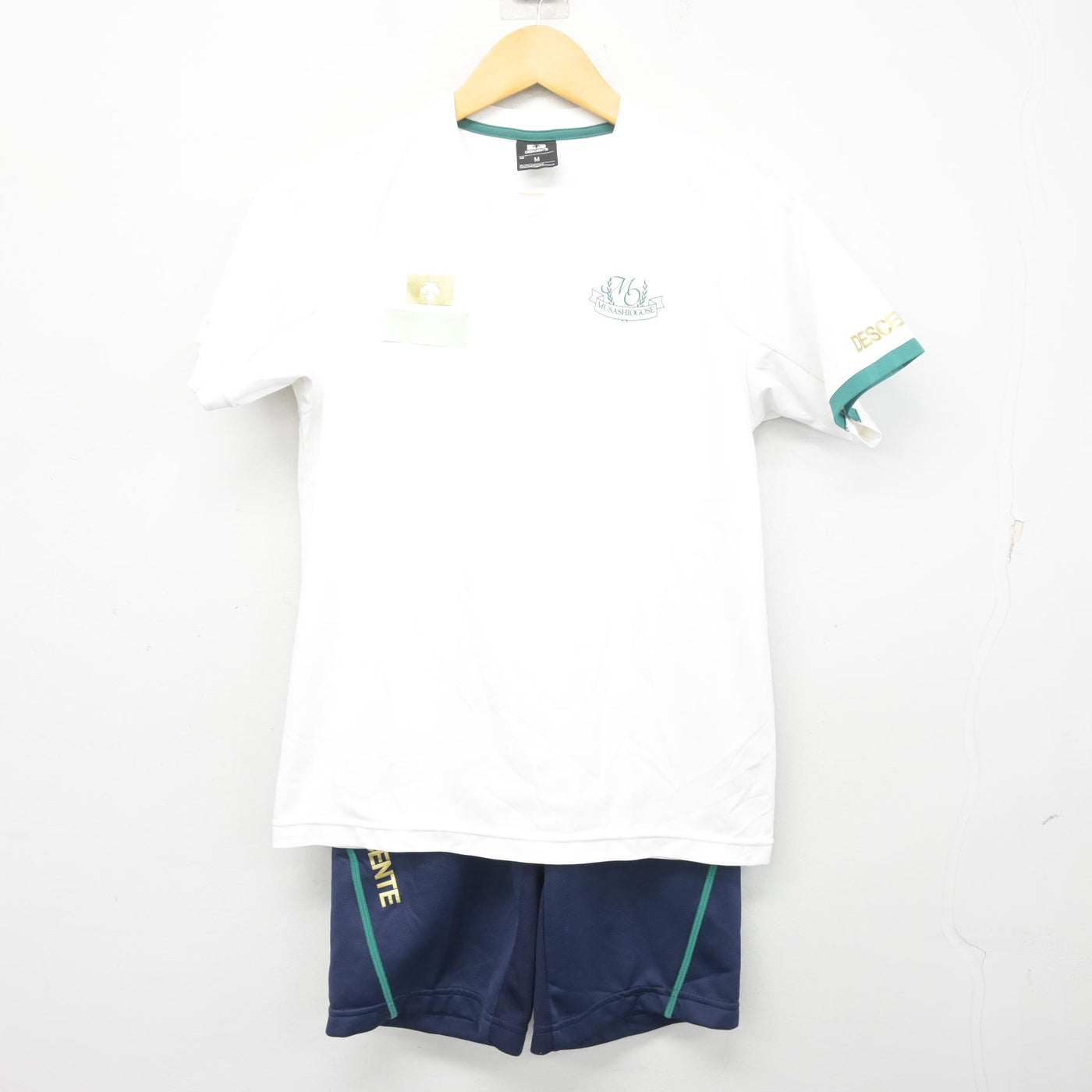 【中古】埼玉県 武蔵越生高等学校 女子制服 2点 (体操服 上・体操服 下) sf100758