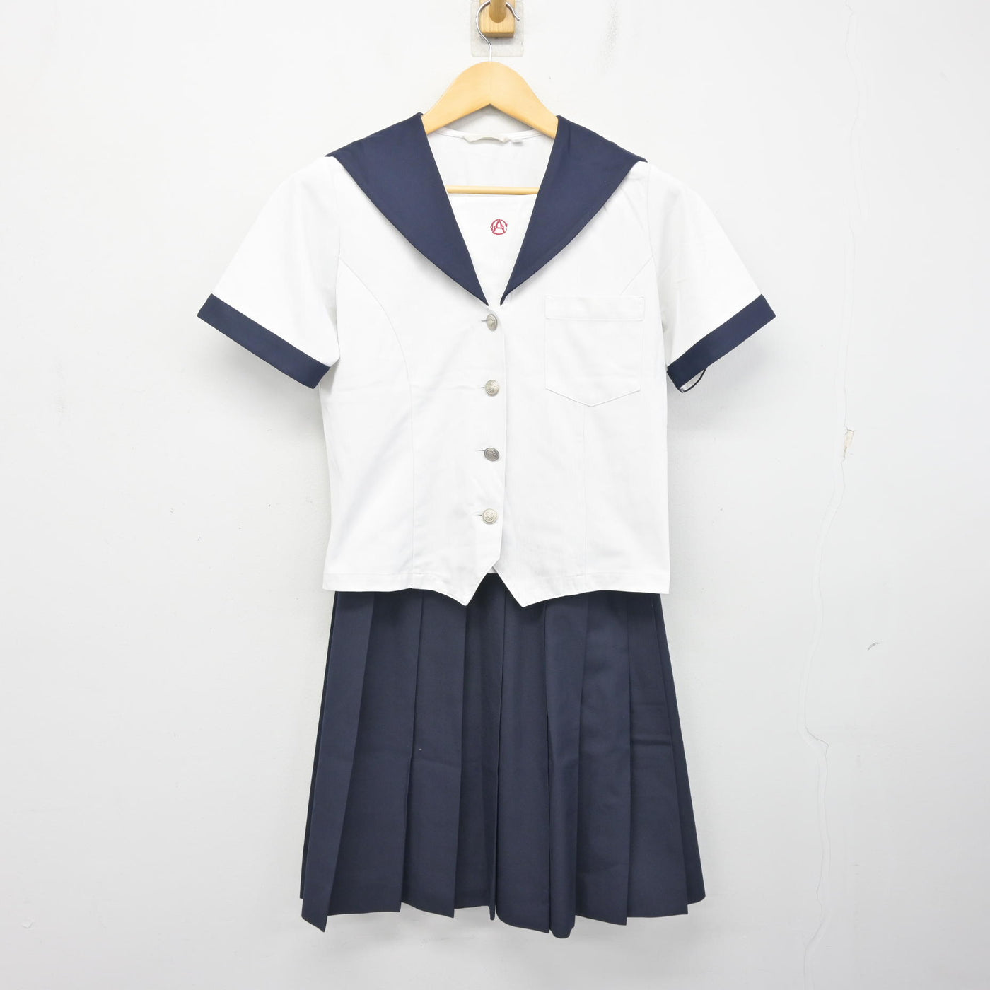 【中古】愛知県 名古屋商業高等学校 女子制服 2点 (セーラー服・スカート) sf100811