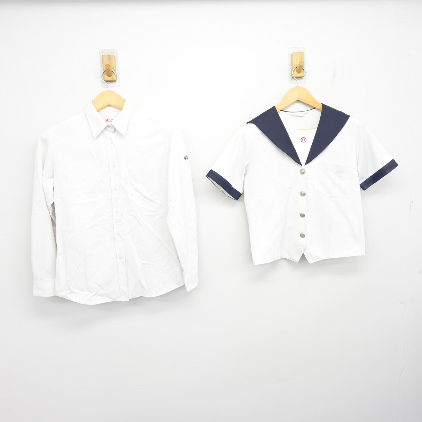 【中古】愛知県 名古屋商業高等学校 女子制服 2点 (シャツ・セーラー服) sf100813